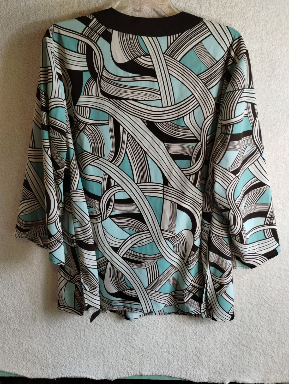 Cato Women’s Plus Size Blouse Size 22/ 24 W Other Measurements In Photos.
