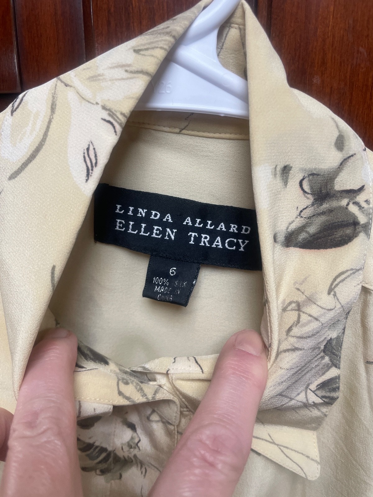Linda Allard Ellen Tracy 100% Silk Blouse Size 6