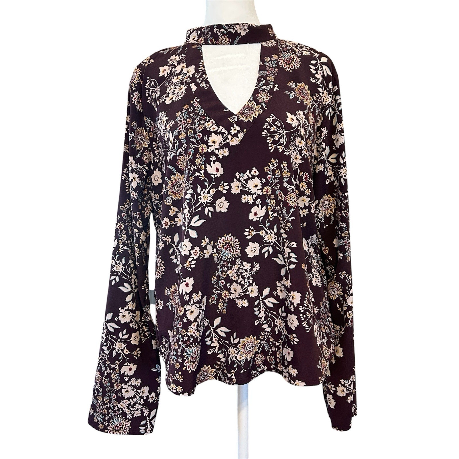 Altar’d State Purple Blouse, Floral Long Sleeve Plum Button Keyhole Top, Large