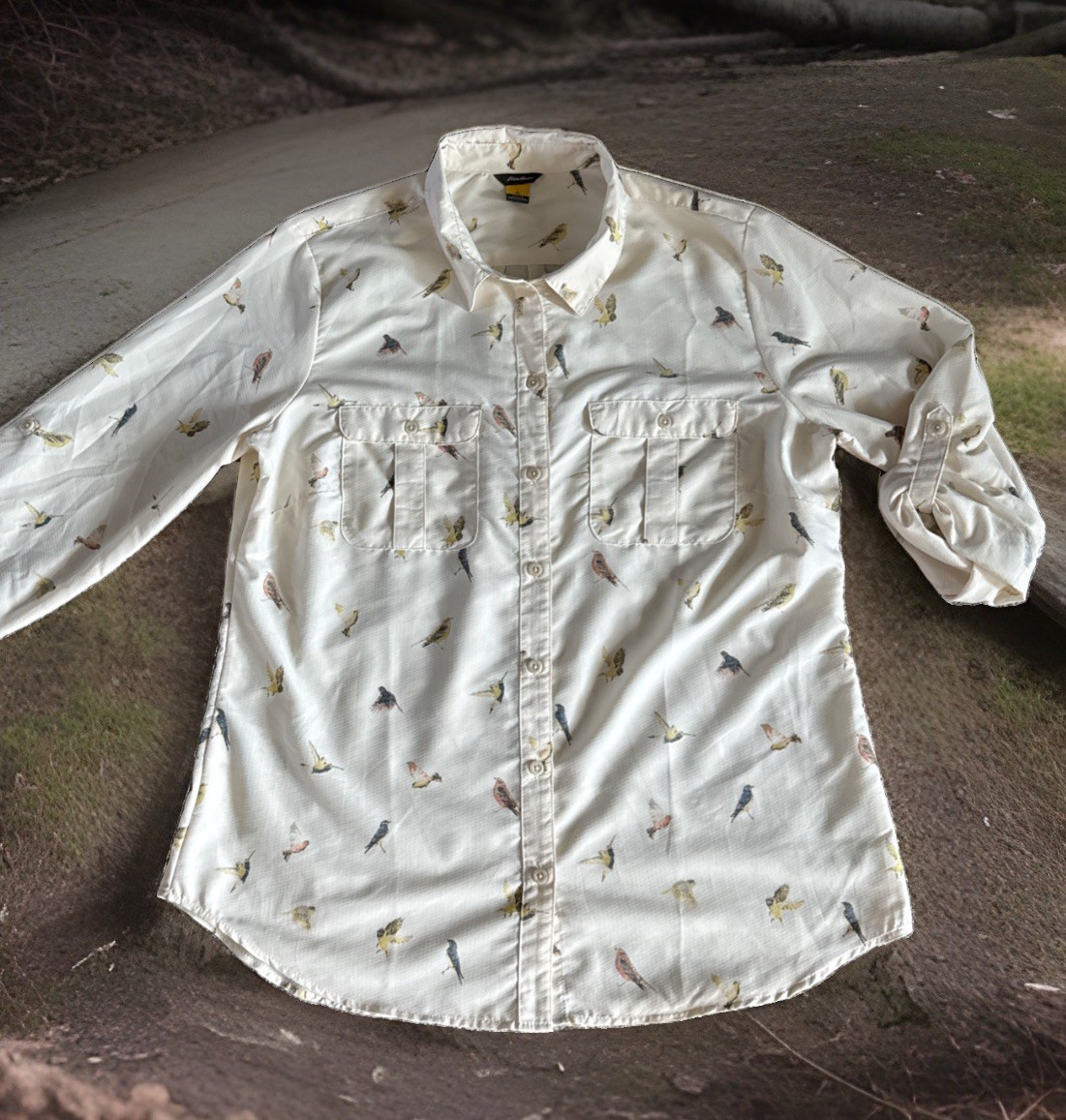 Eddie Bauer Travex Classic Fit Cream Birds Pattern Nylon Blend Long Sleeve L