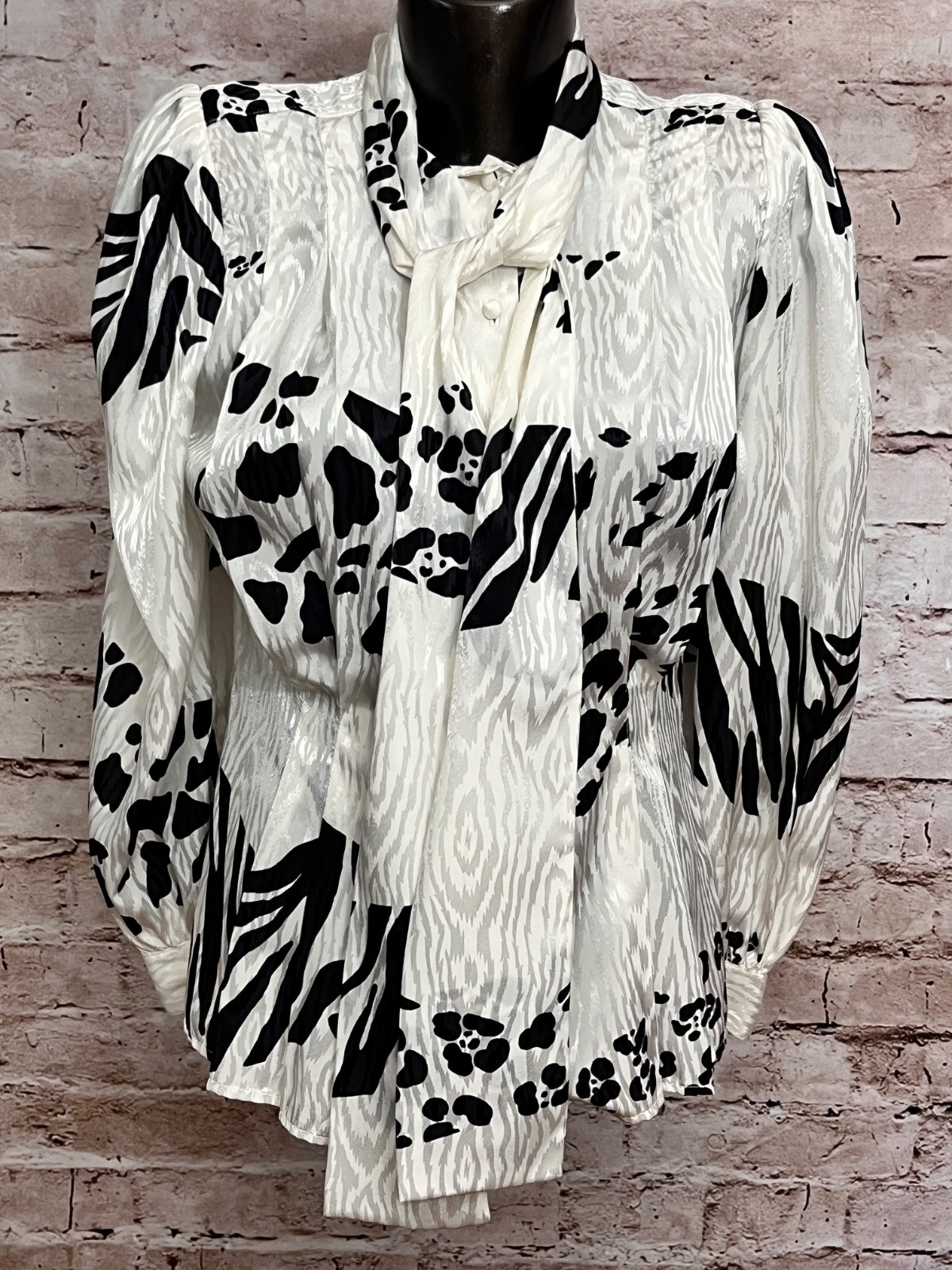 Anne Klein New Aspects Vintage 80s Retro Padded Shoulders Blouse 4 Funky Animal