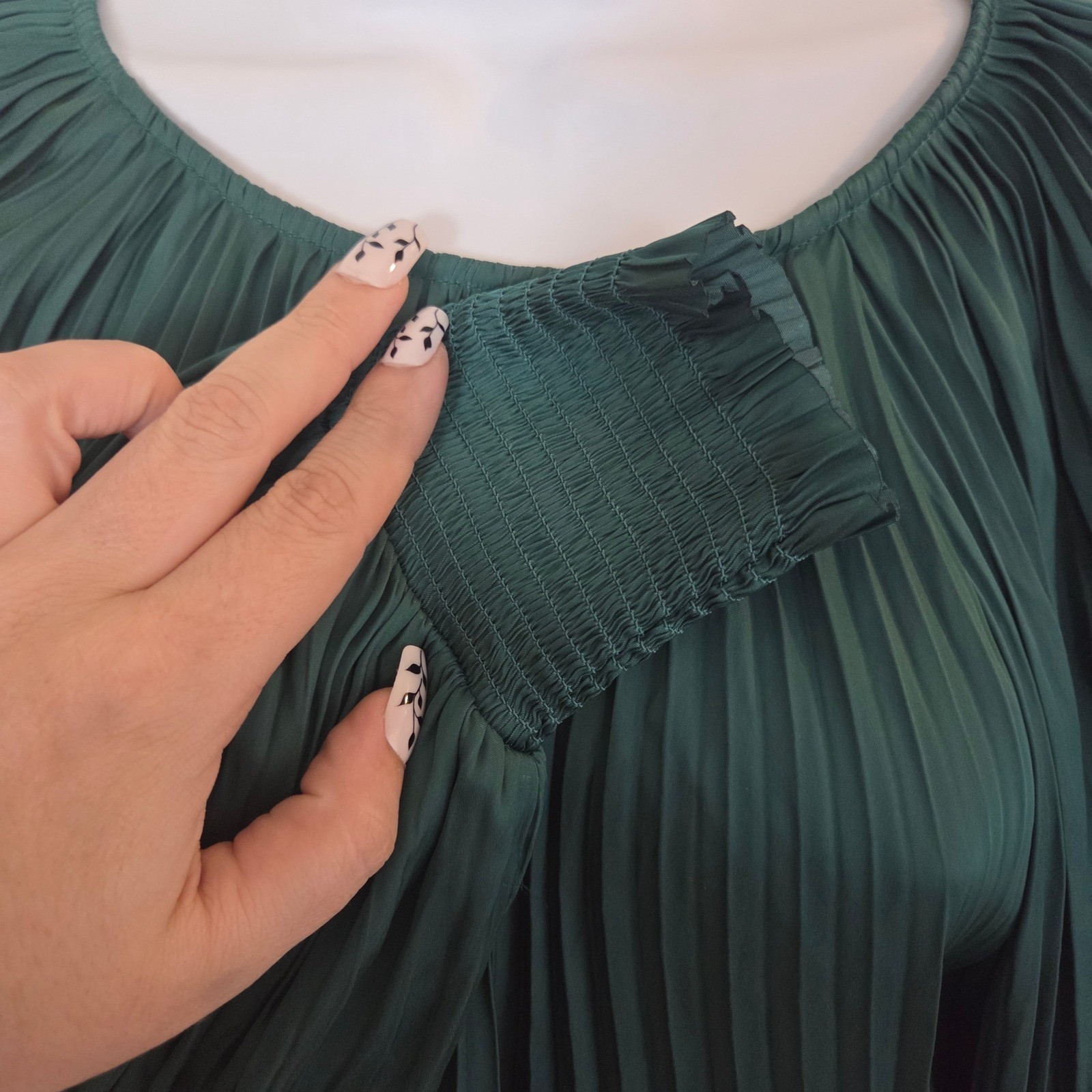Ulla Johnson Dark Green Pleated Long Sleeve Blouse Smocked Cuffs Sz 8 $390 MSRP