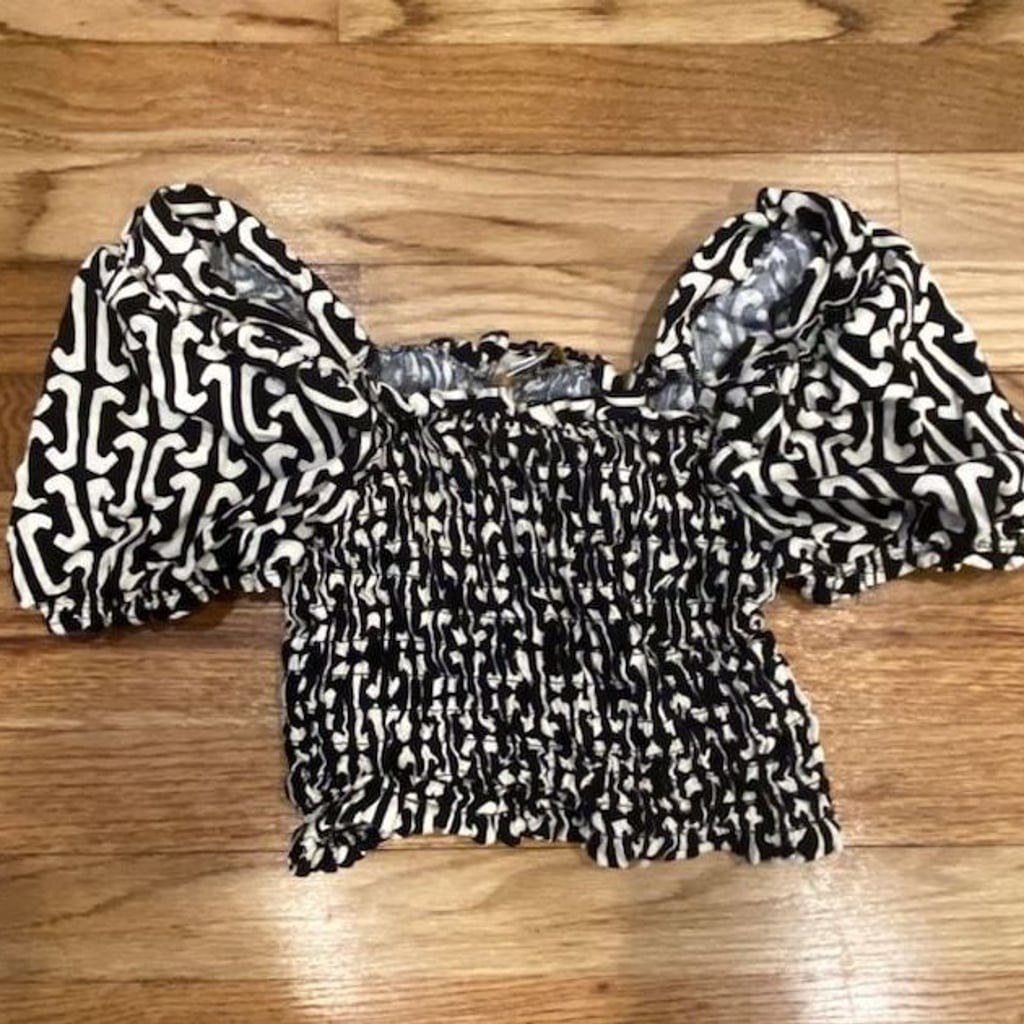 Monteau Los Angeles Short Puff Sleeve Shirred Crop Top