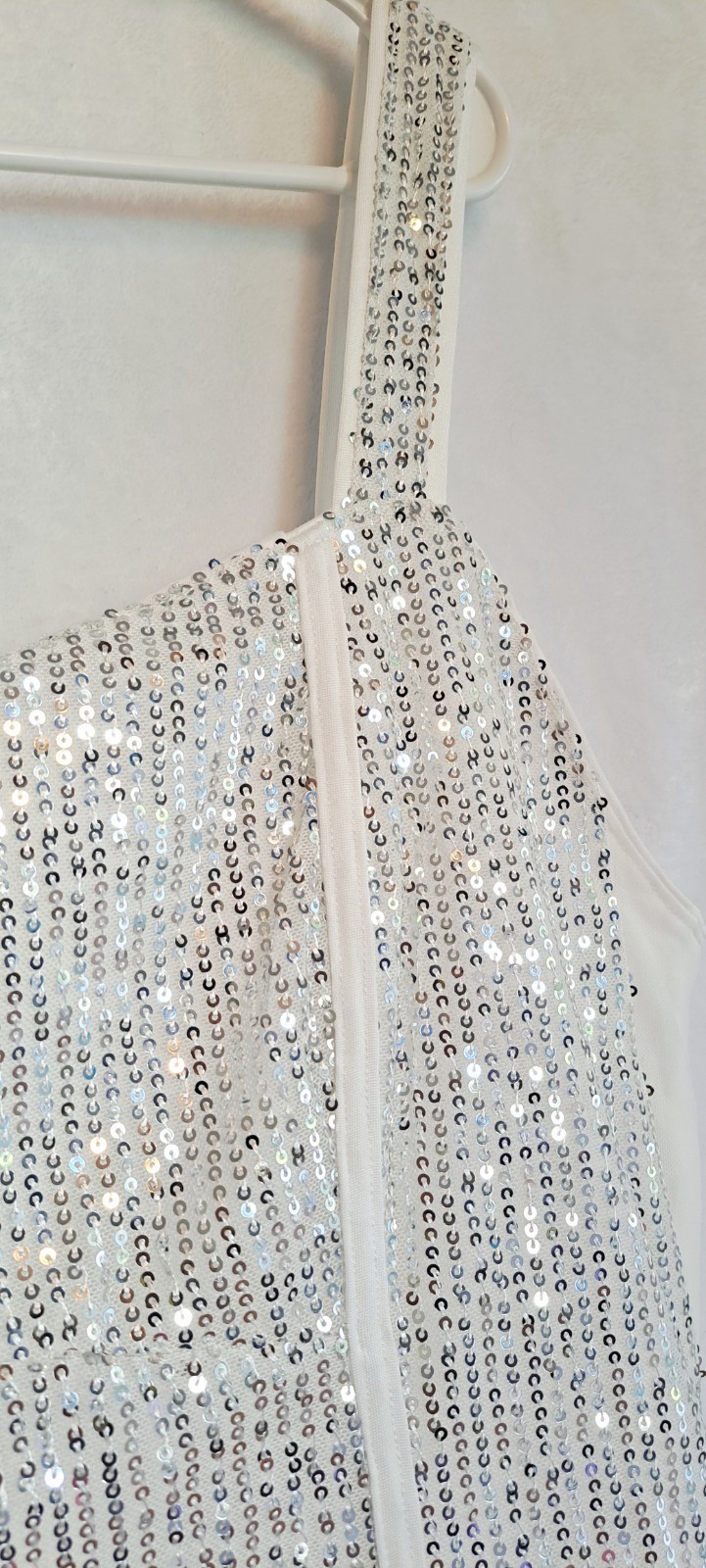New Women’s Top White Sequin Sparkle Tank Shirt Blouse By Grace Karin Large NWT