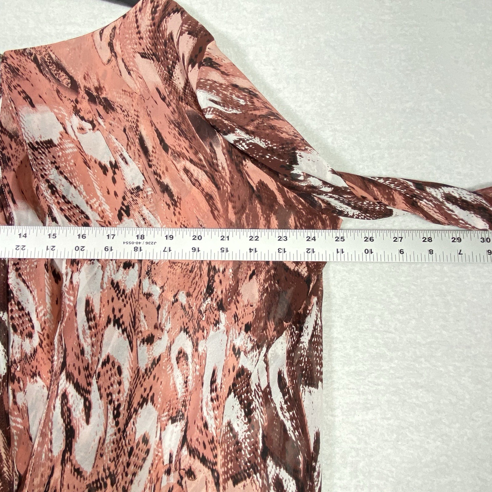 Jennifer Lopez Abstract Animal Print Blouse Women’s XL 3/4 Sleeve Layered Flowy