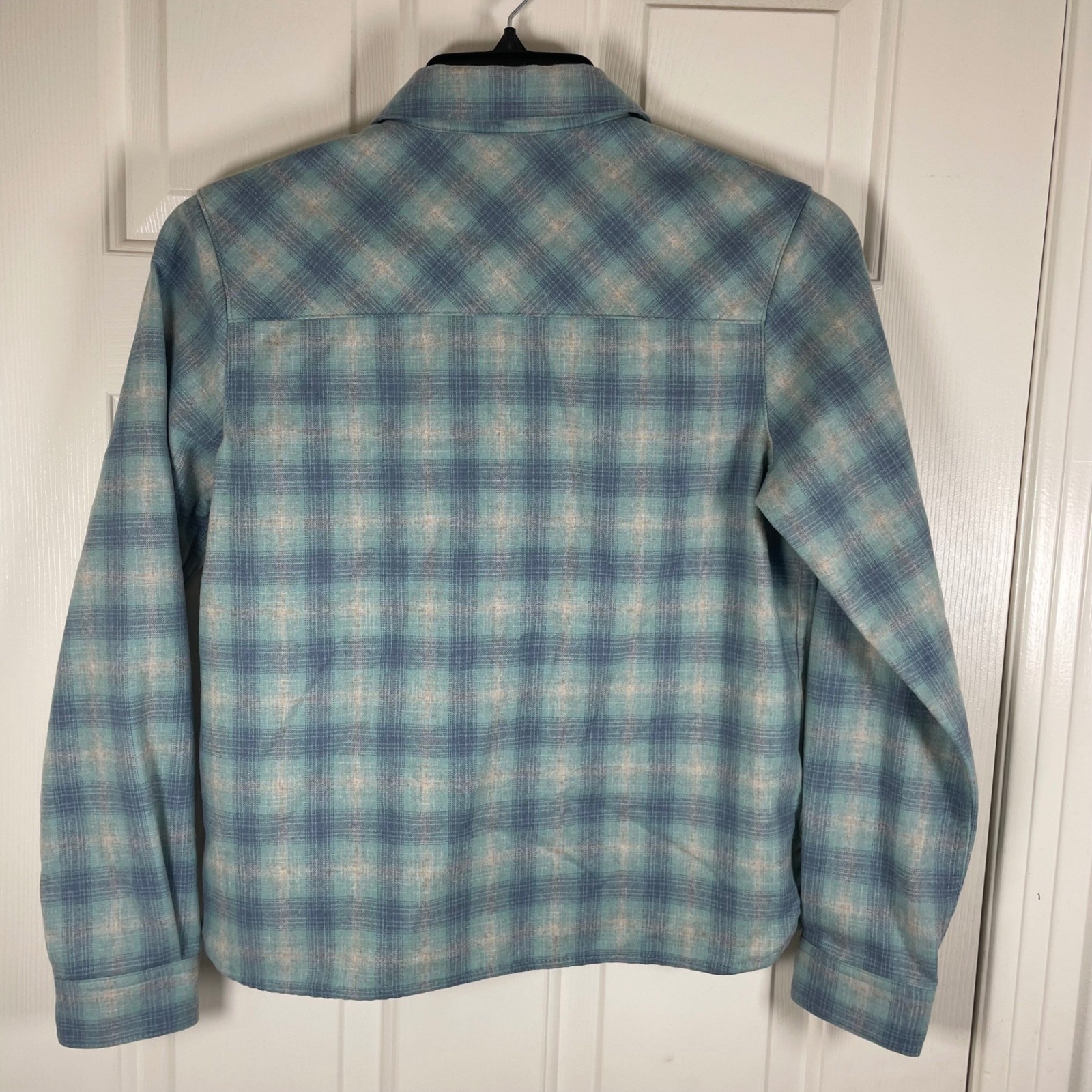 Pendleton Blue Teal Plaid 100% Virgin Wool Button Down Shirt Womens Small EUC