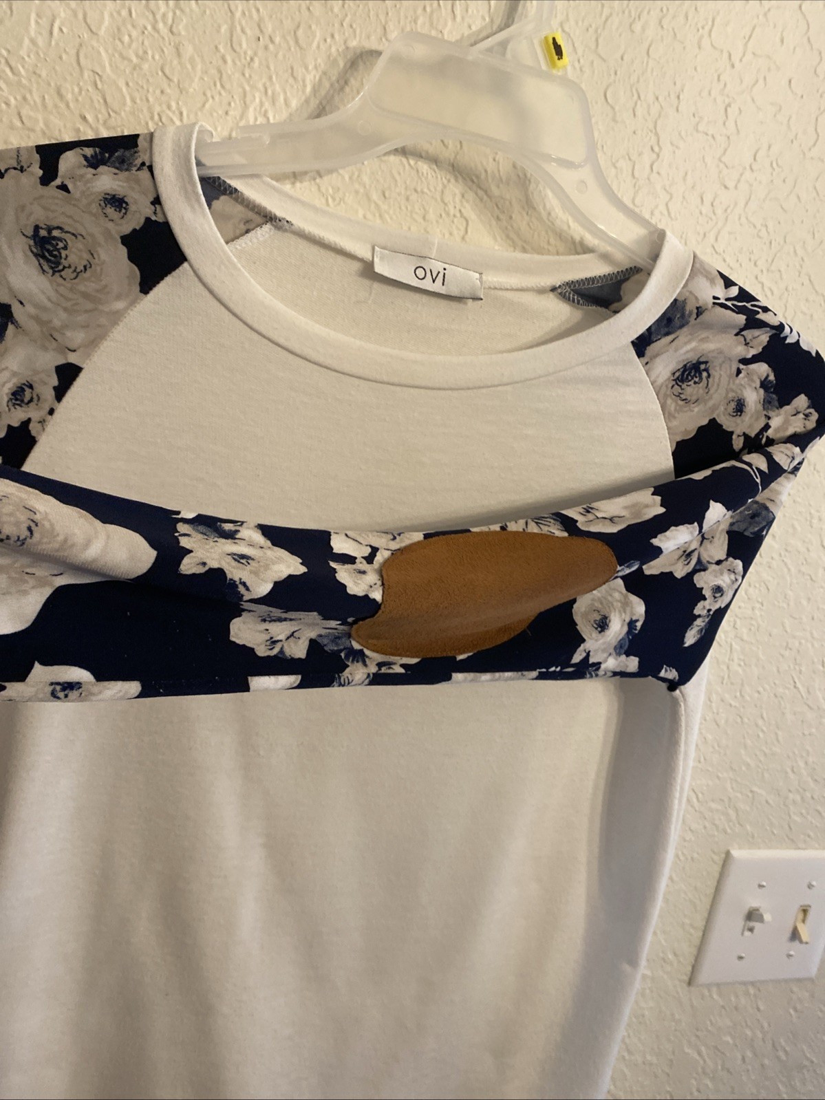 OVI Women’s Top, Cream Colored Long Sleeves With Elbow Patch Detail Size M