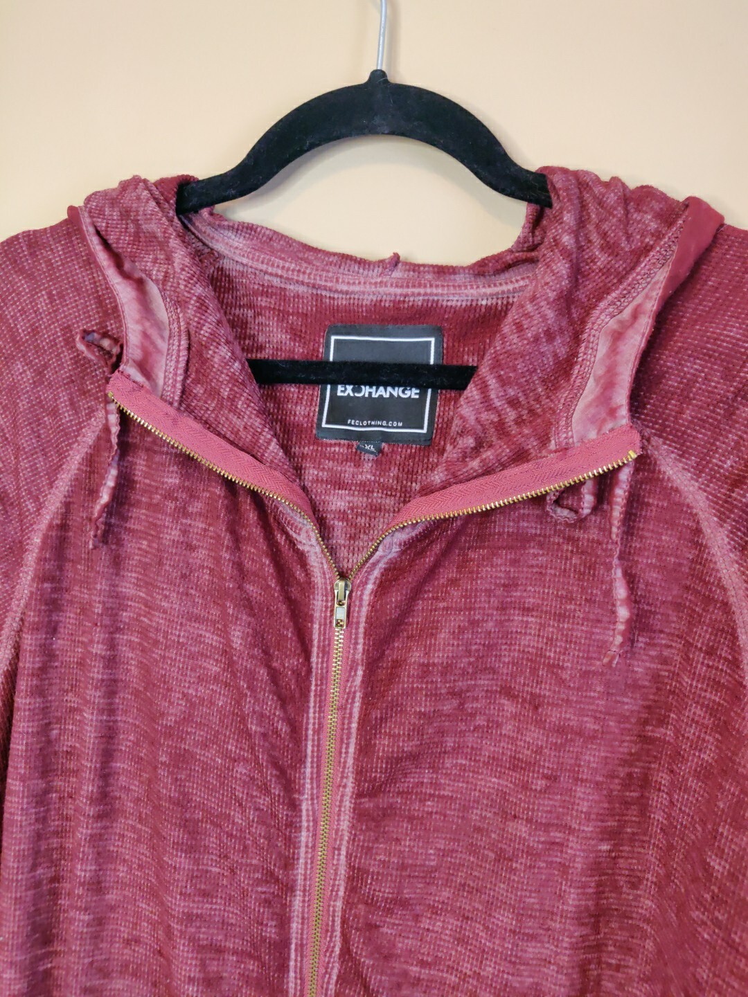 Foreign Exchange women’s XL hooded top maroon full zip long sleeves pockets