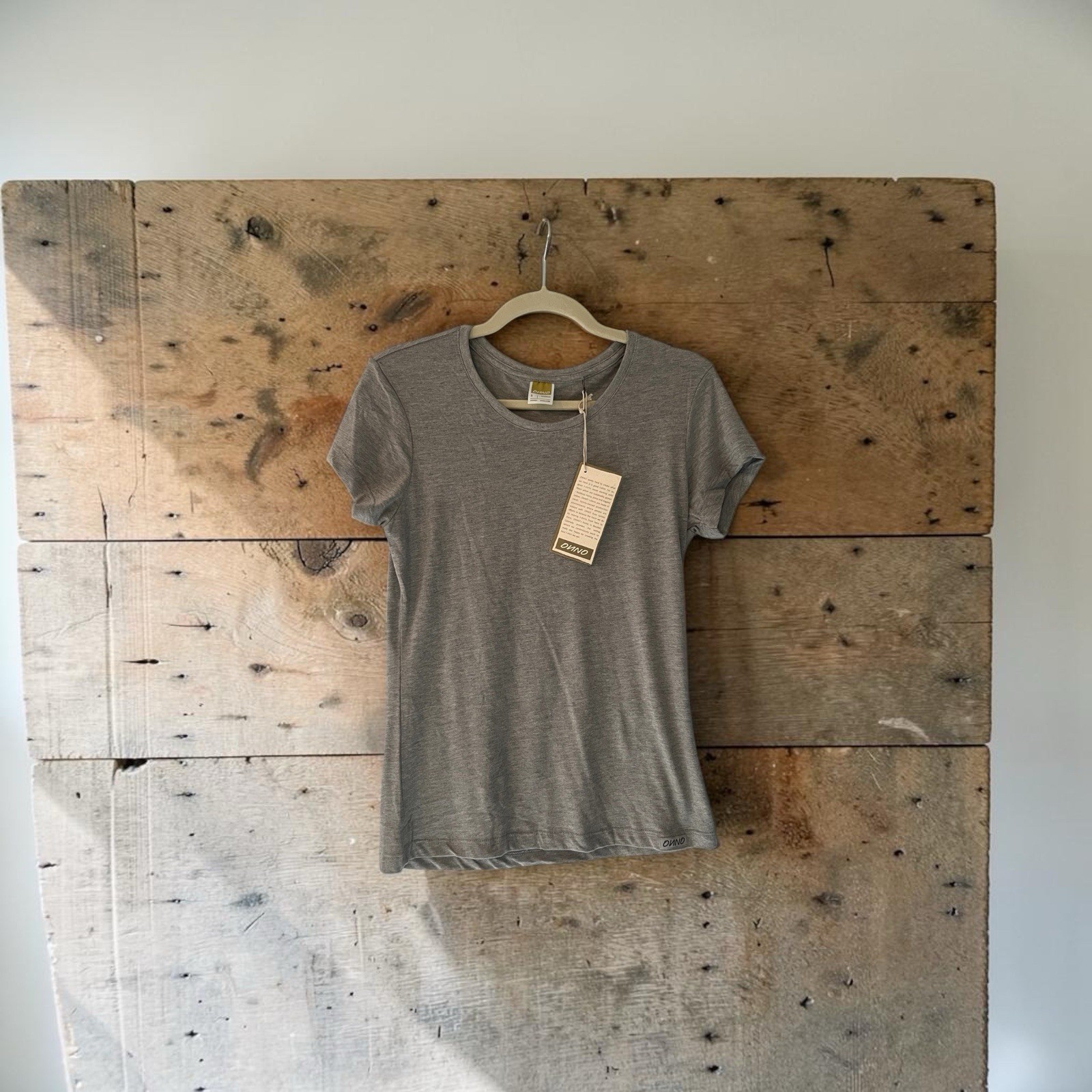 NWT ONNO Bamboo Organic w/ Cotton Tee Top Sustainable Eco-Friendly Womens S