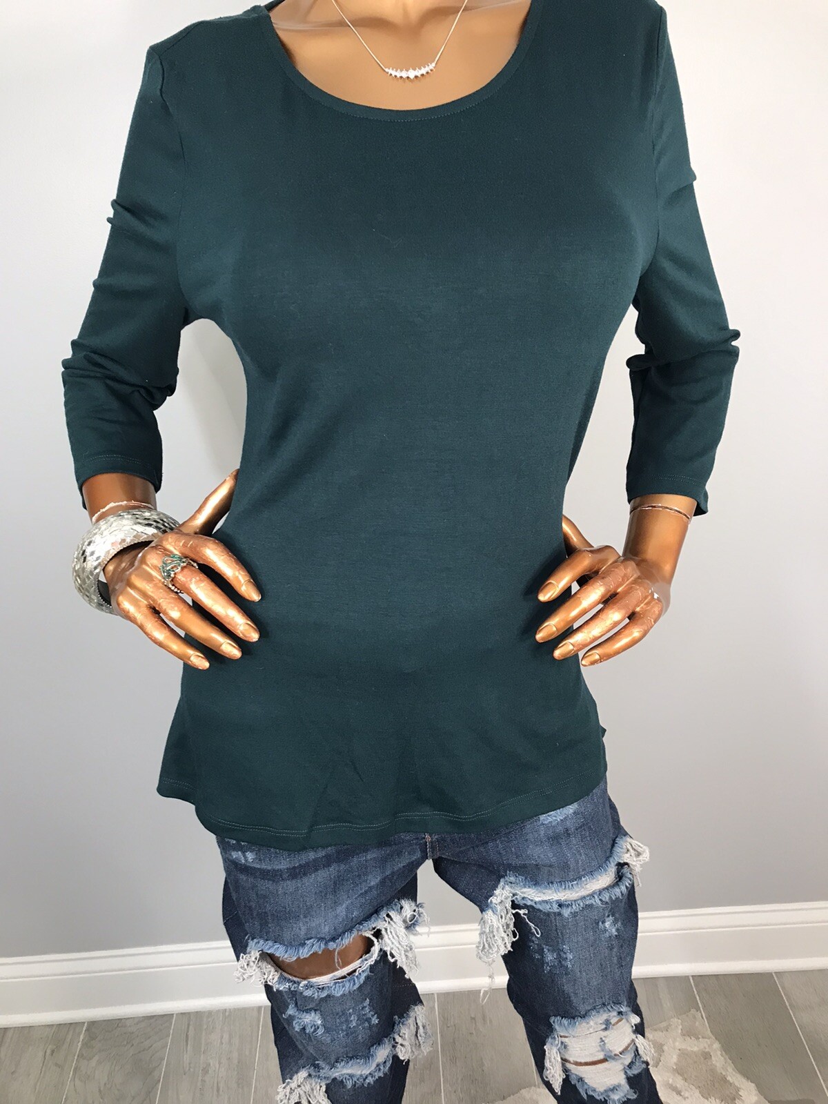 New York & Company L Top NWT $44 Green Shirt Crew Neck Twisted Back Blouse 3/4Sl