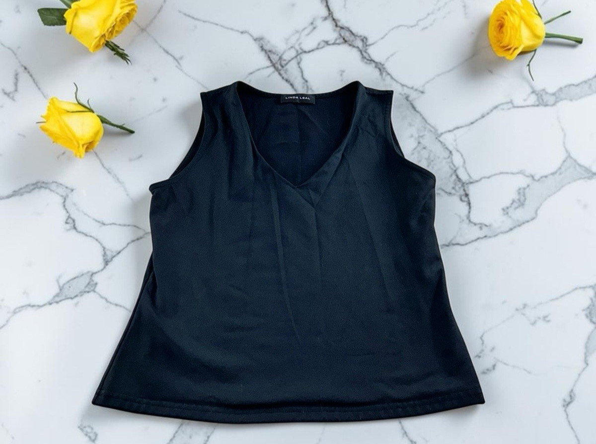 Linda Leal Black Cami V-Neck Top Sz Large Stretch Sleeveless Blouse Layering