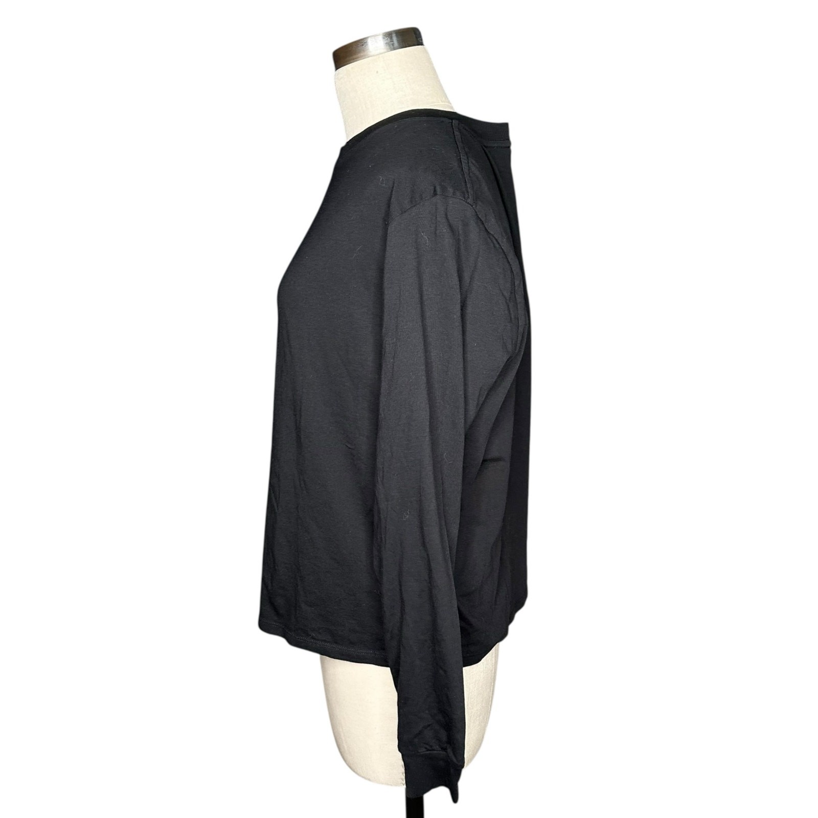 OUTDOOR VOICES Black Basic Lightweight Long Sleeve Top Women’s Size Small