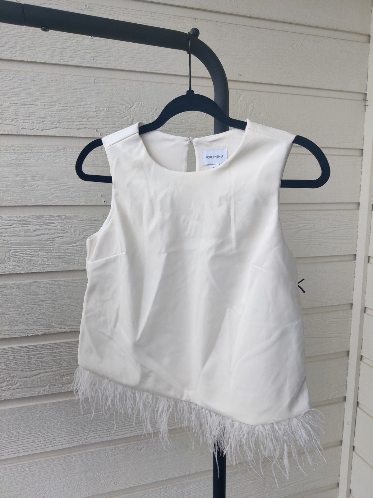 NWT Forcynthia White Faux Leather Feather Trim Crop Top Size XS Keyhole Back
