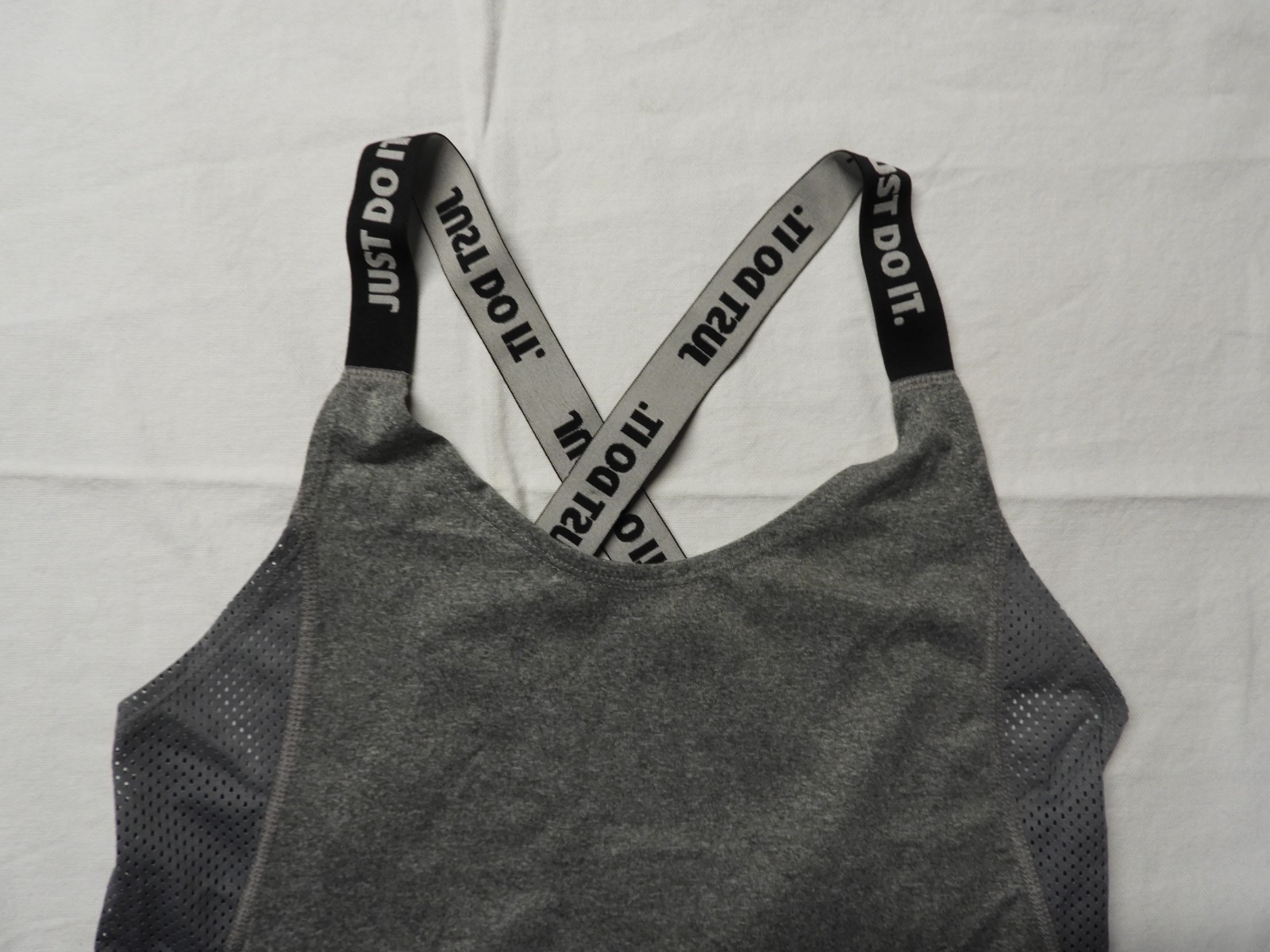 Nike – Dri-Fit – Women’s Tank Top – Gray – Lightweight – XS – EUC