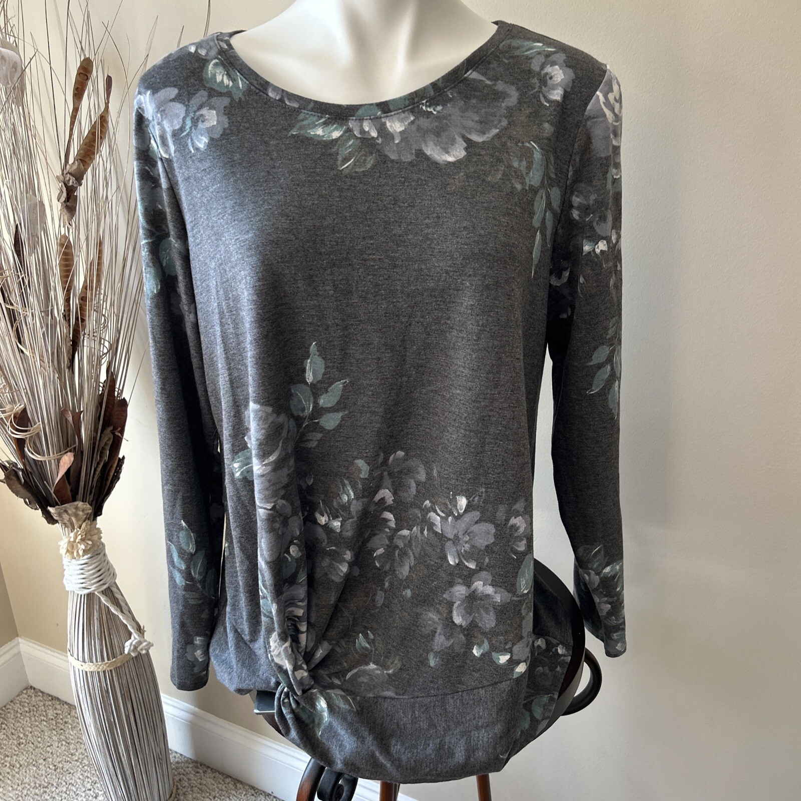 XL Long Sleeve Gray Women’s Fashion Shirt Floral Soft Comfortable Ladies Top