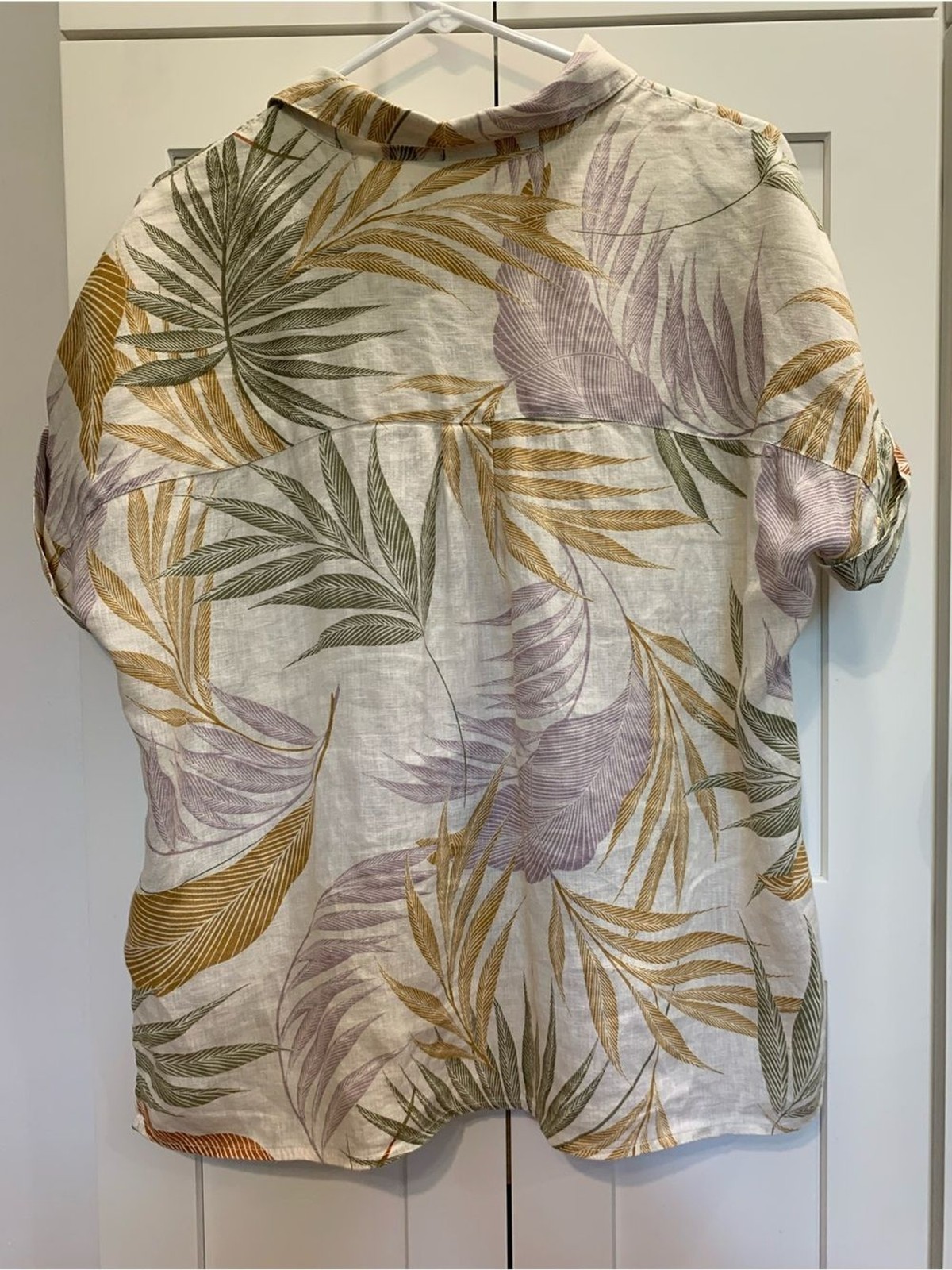 TAHARI Linen Botanical Print Top Womens L Short Sleeve Button Down Summer Casual