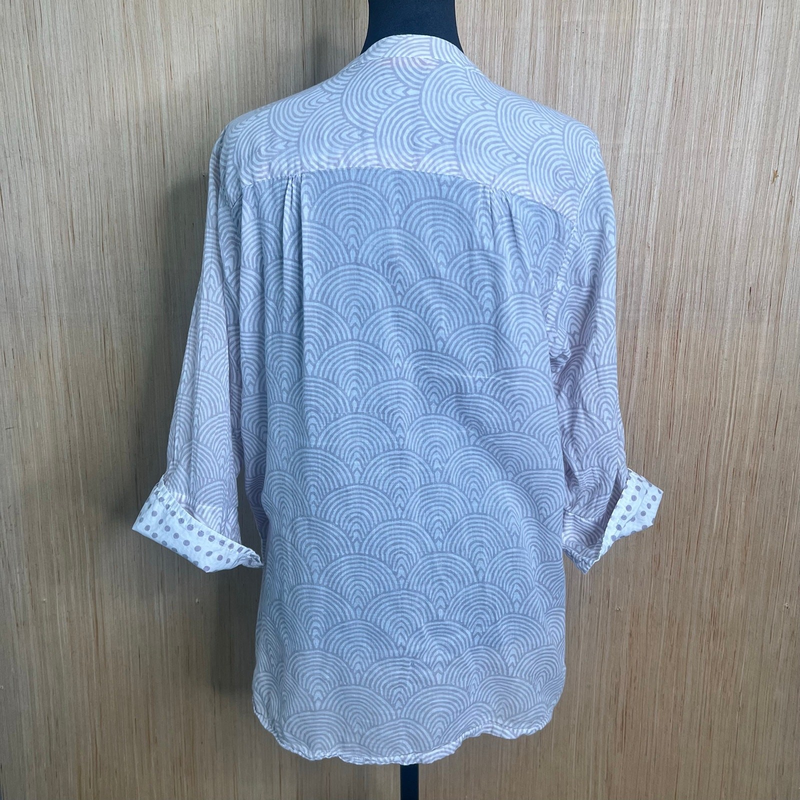 Oliphant 100% Cotton Shirt Neutral Print Pleated Notch Collar 3/4 Sleeve Size L