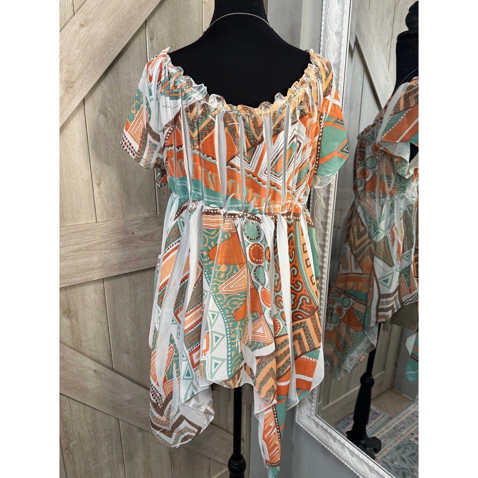 Unique Spectrum Geometric Handkerchief Hem Tunic Top Orange Teal XL
