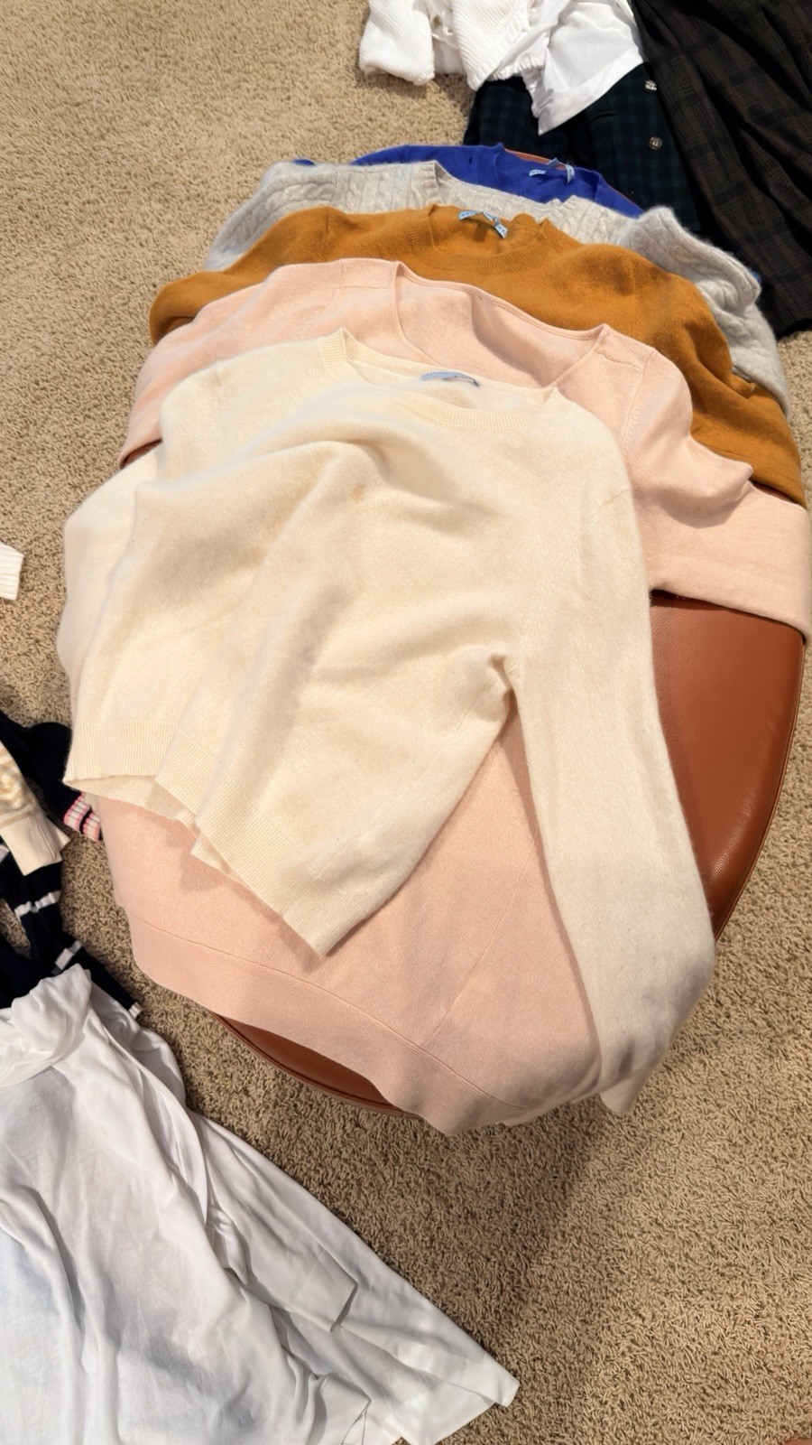 Various Women’s Clothing 45-60 Pieces, XL with some Large Sizes