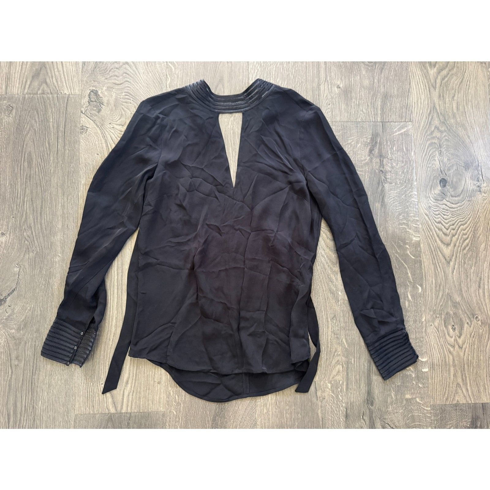 Veronica Beard Black Silk Bow Tie Back Choker V-Neck Sexy Chiffon Blouse Top 4
