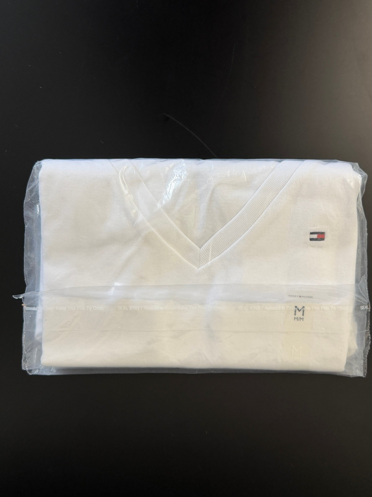 Tommy Hilfiger Women’s Short Sleeve V-Neck Solid Cotton Tee M White New