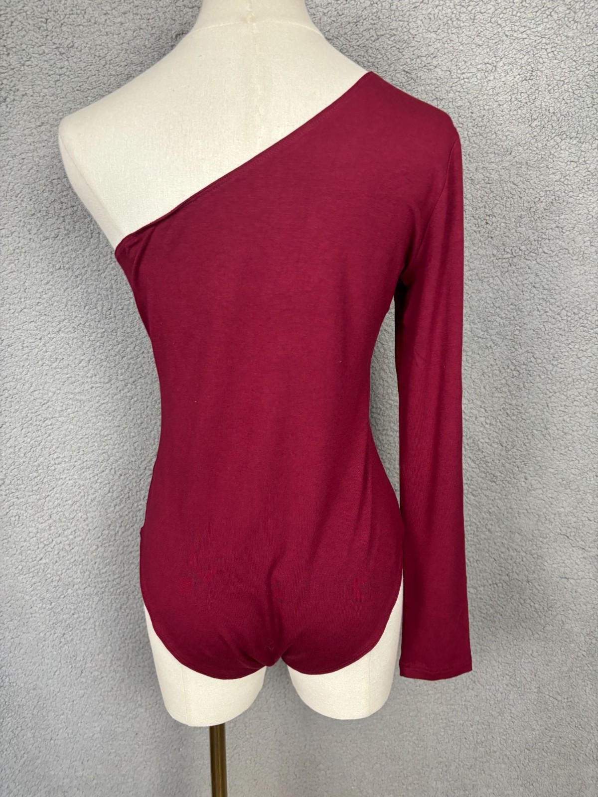 MangoPop One-Shoulder Long-Sleeve Stretchy Bodysuit Red Size Large New With Tags