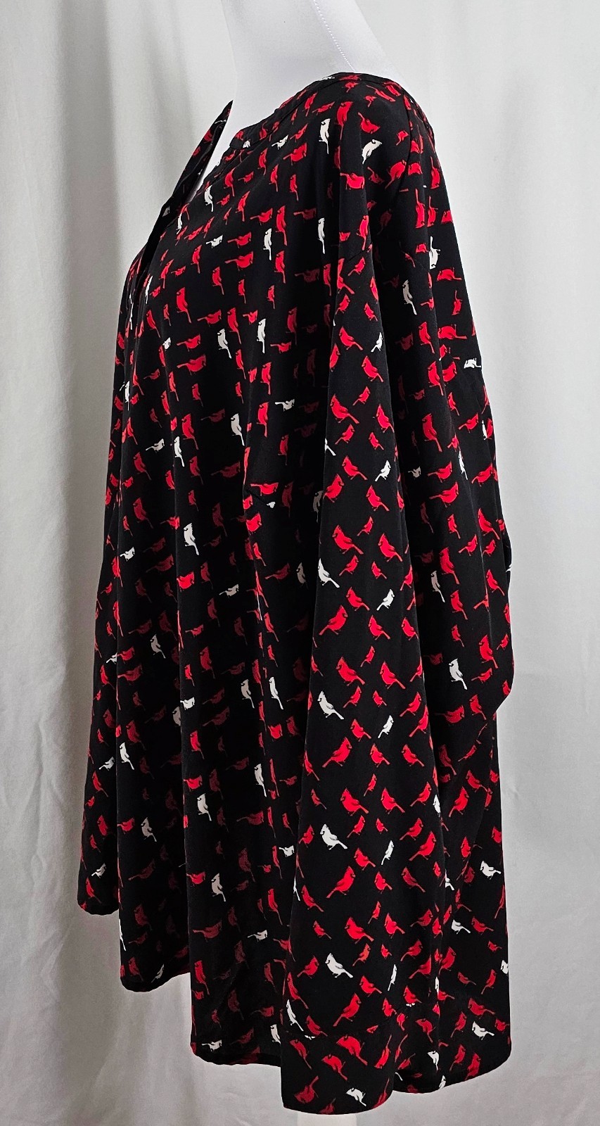 Catherines Womens Pullover Blouse Black Red White Cardinals Polyester Spandex 4X