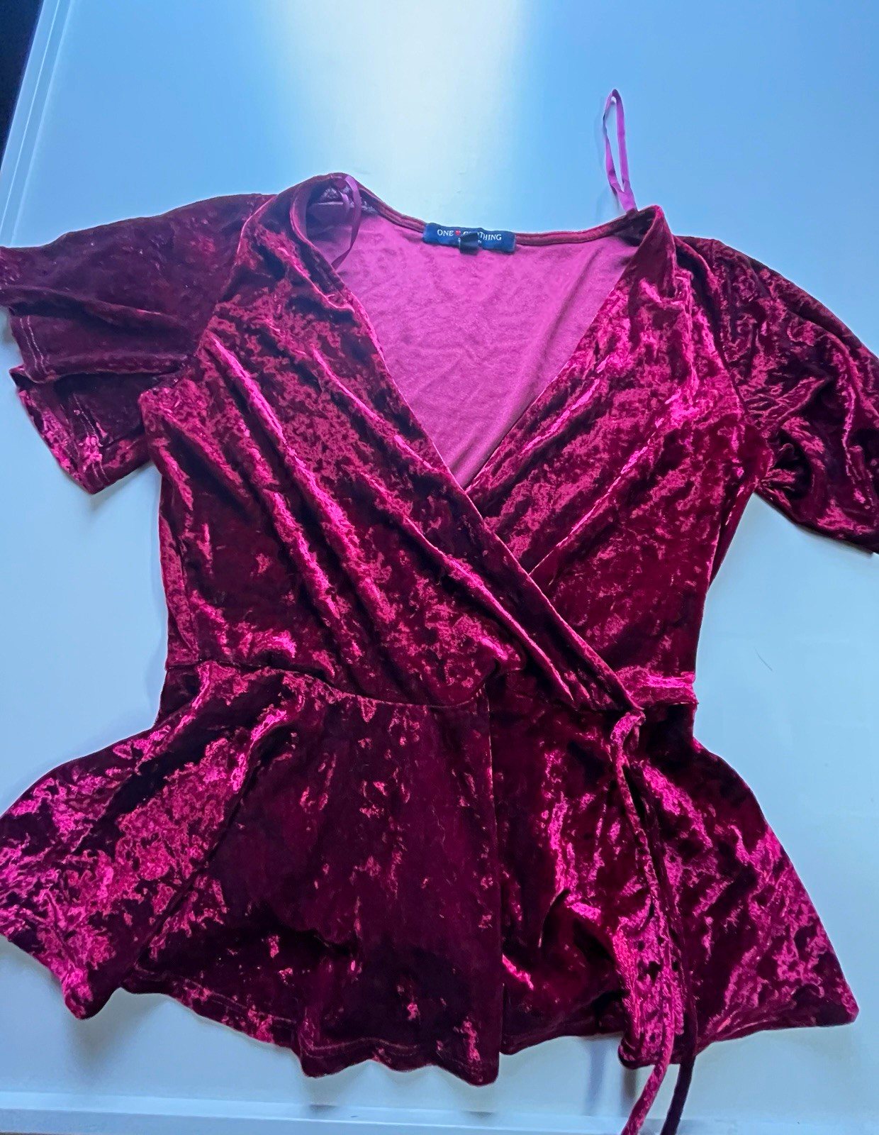 One Clothing Women’s Burgundy Velvet Wrap Tie Short Sleeve V-Neck Blouse S