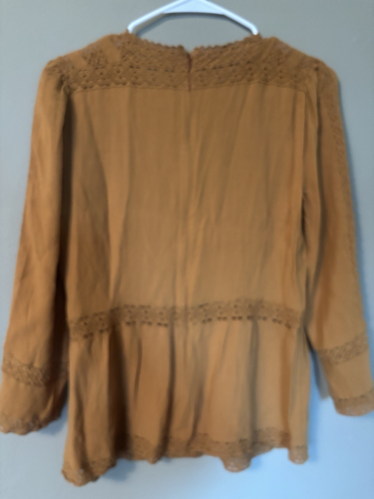 Point Sur Women’s Brown Solid Round Neck Pullover Lace Long Sleeve Blouse 8