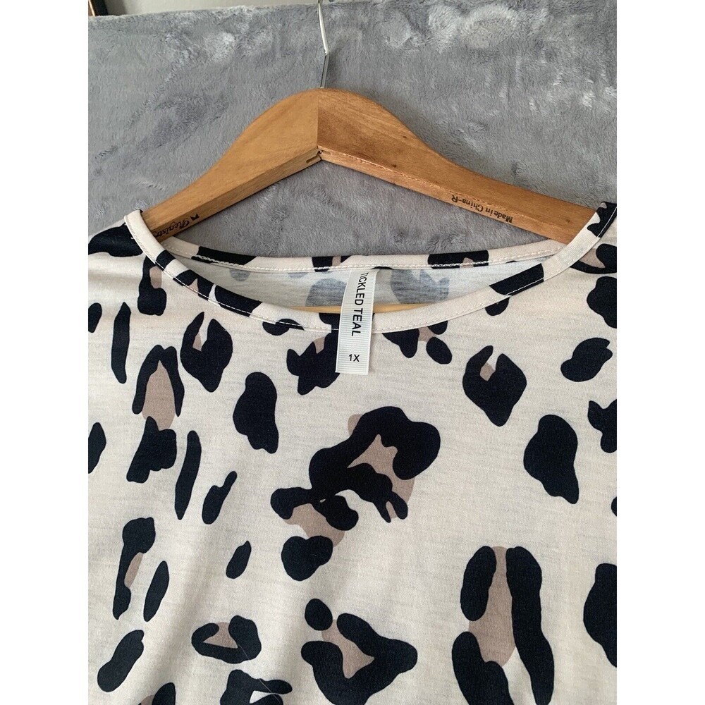 Tickled Teal 1X Long Tunic Top With Animal Print Long Sleeve Boat Neck. Plus SZ