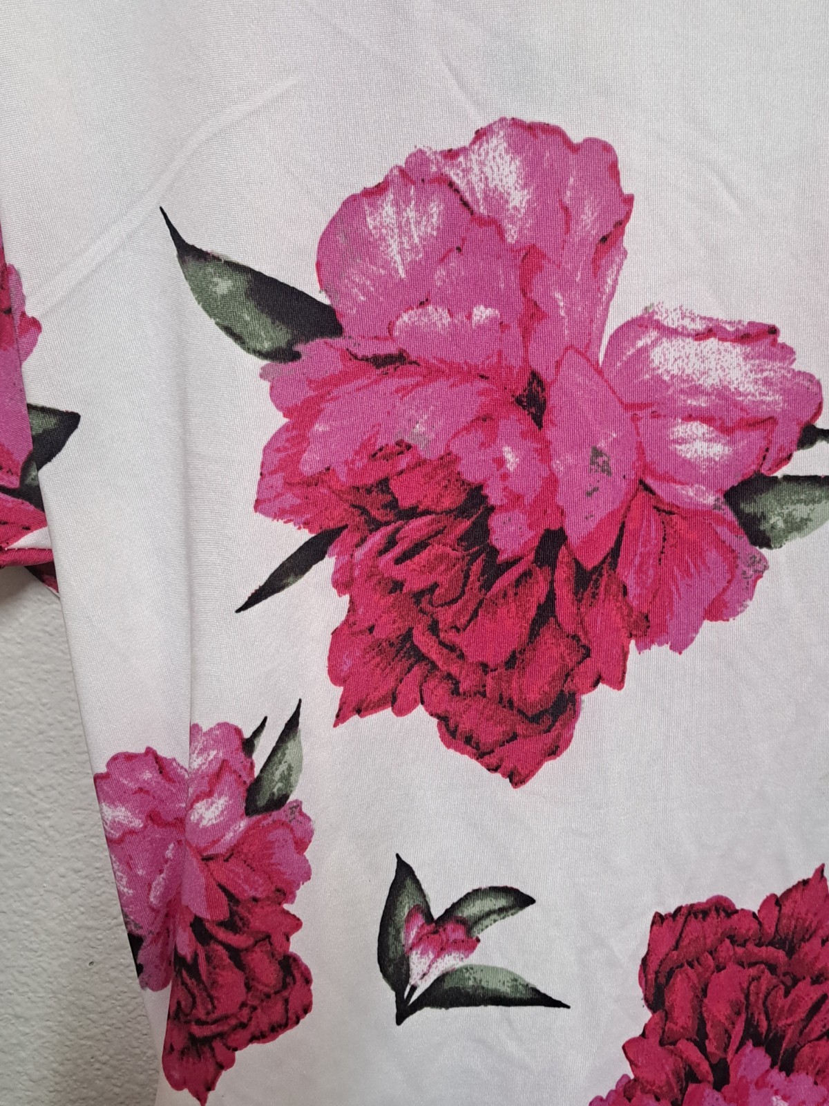 Discreet Floral Blouse Womens XL Pink White Ruched Hem Stretch Short Sleeve Top