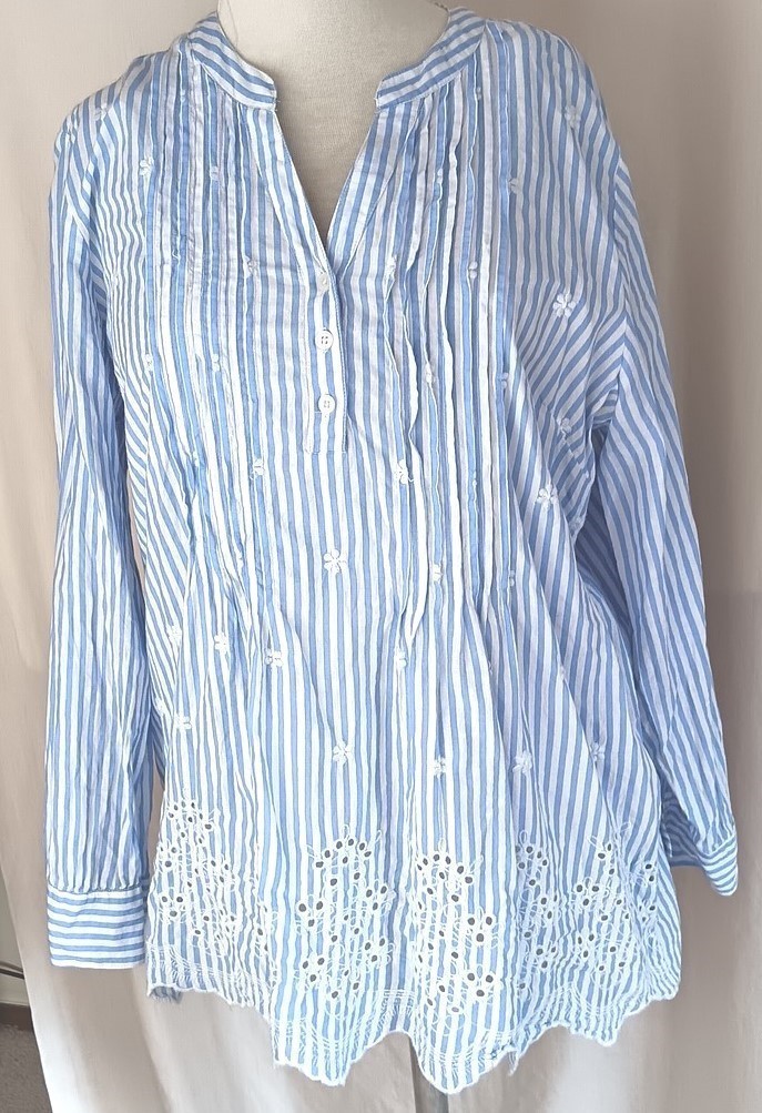 American Sweetheart Tunic Top XL Pintuck PopOver Blue Stripe Eyelet Long Sleeve
