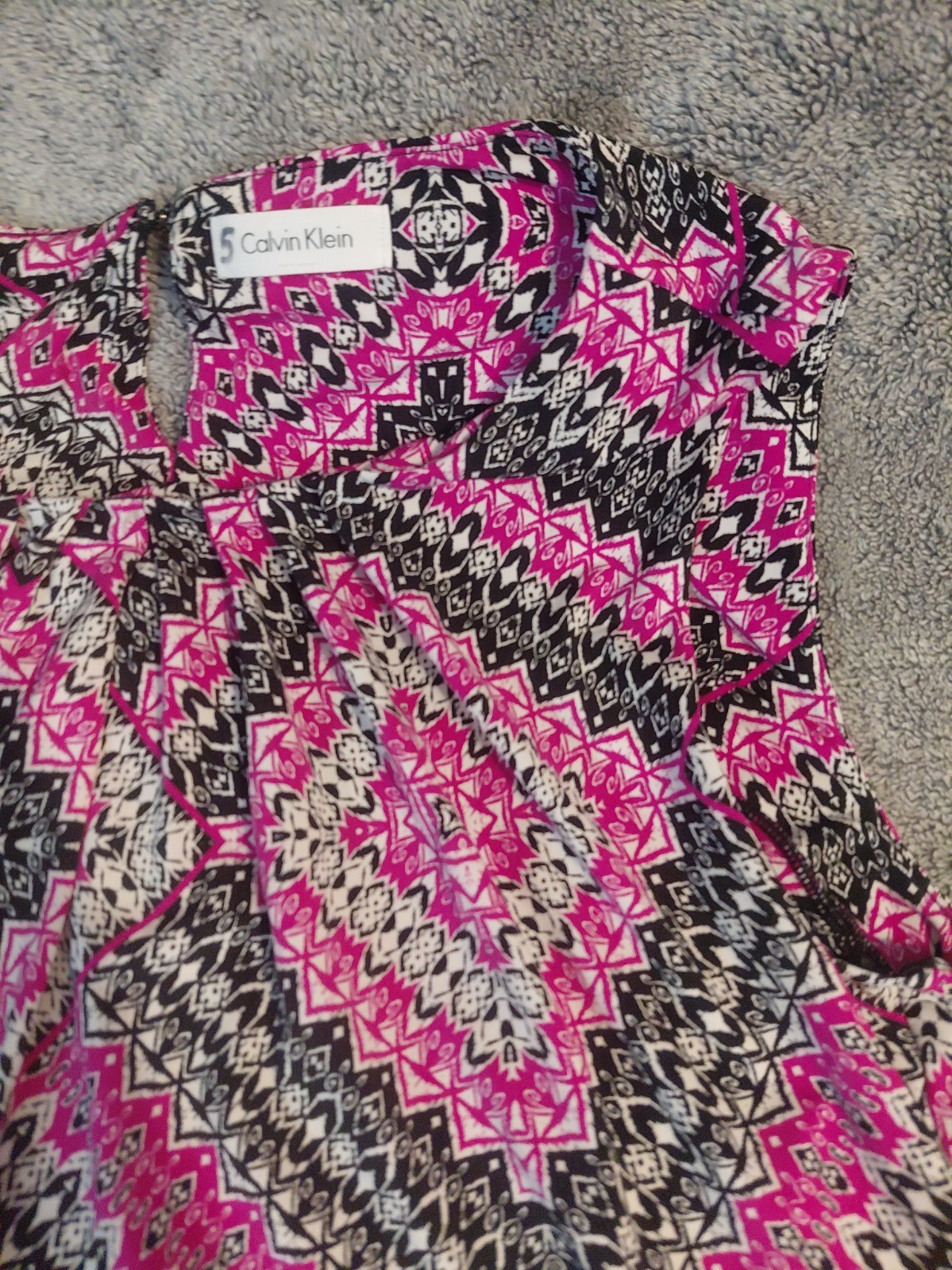 Calvin Klein Sleeveless Blouse Purple And Black Aztec Design Size 5