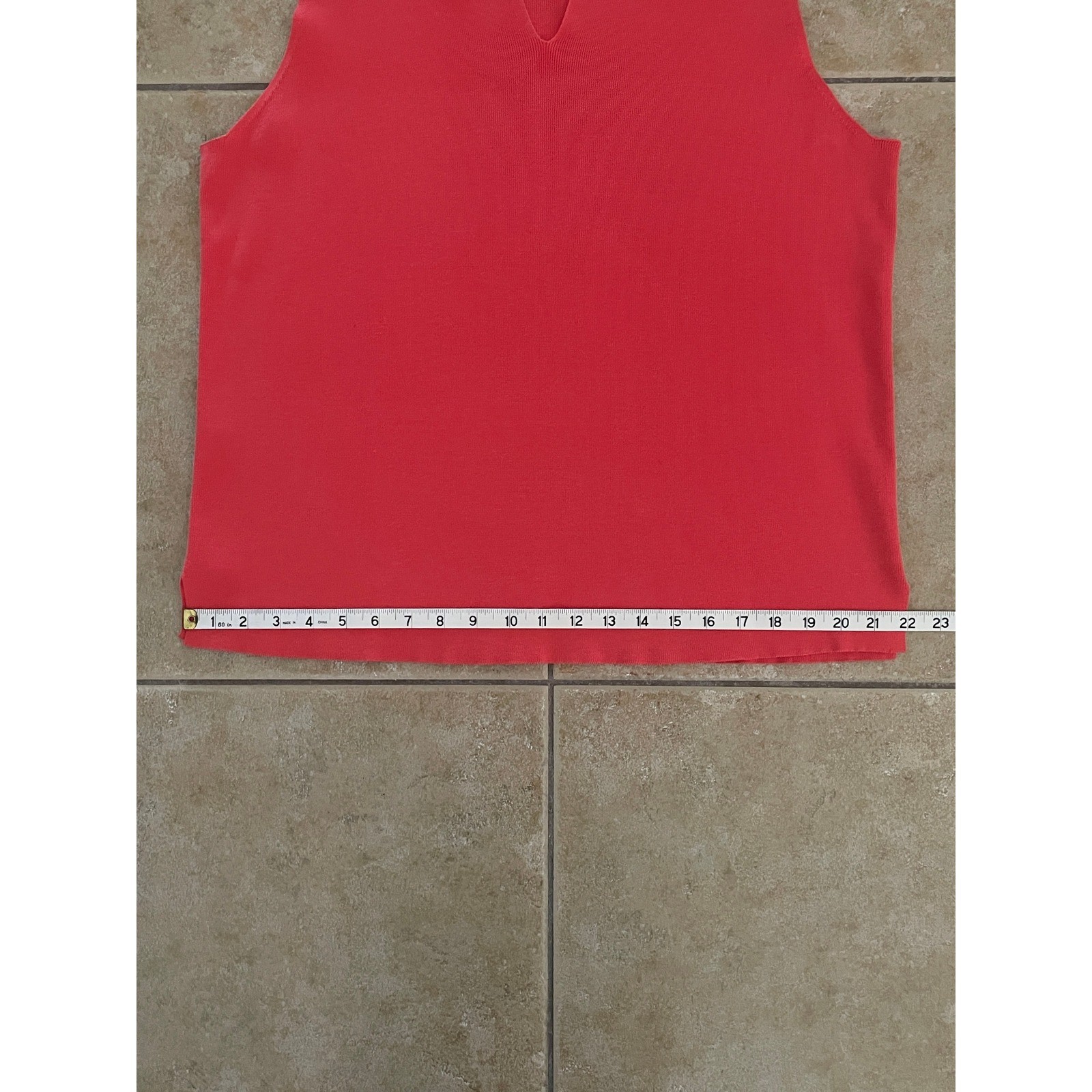 Liz Claiborne Coral Red Sleeveless Knit Top Notched V-Neck XL 100% Cotton