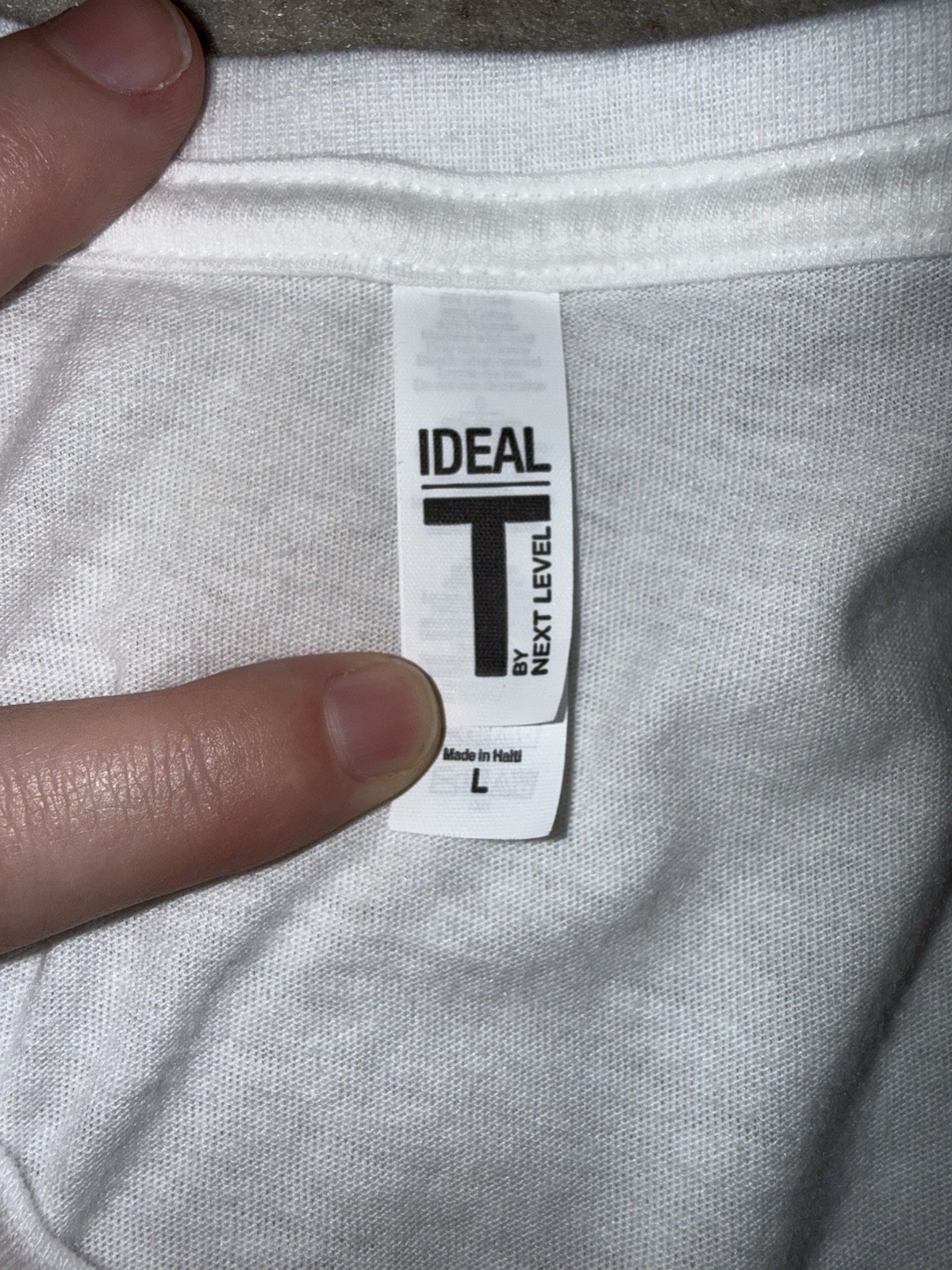 Next Level Ideal T Women’s Size Lg Slim Fit White Vneck NWOT