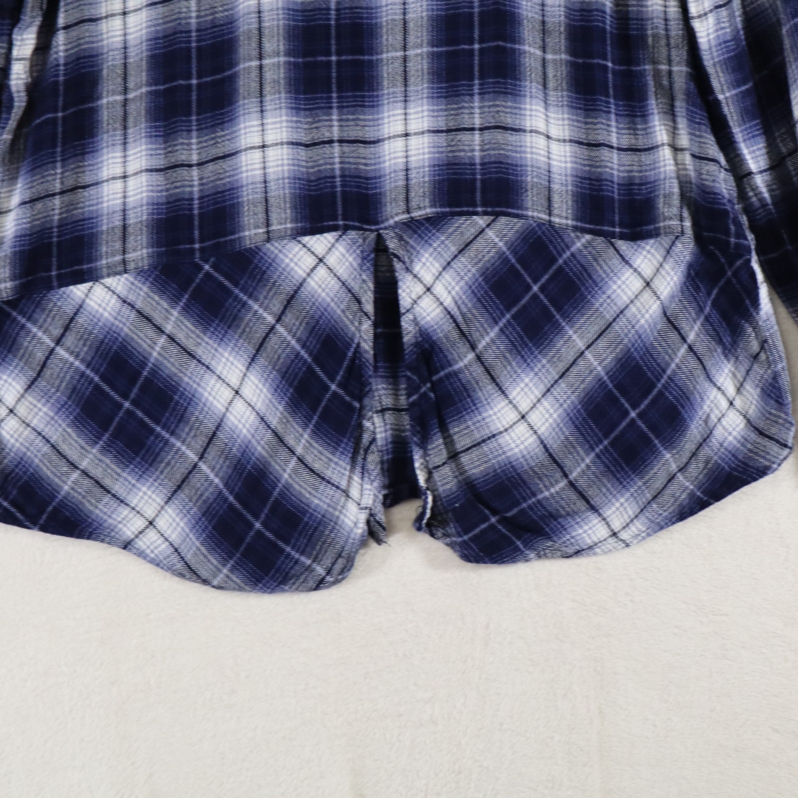 Westport 1962 Women’s L Blue Plaid Button Down Shirt Long Sleeve Casual Rayon
