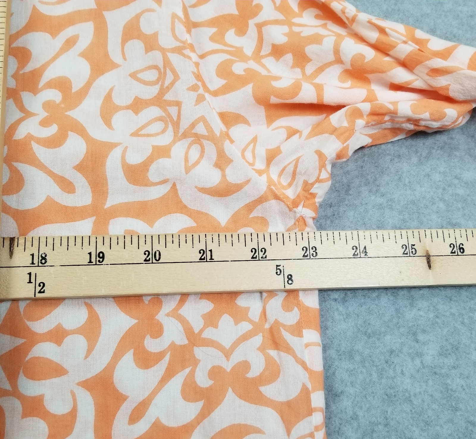 Top it Off Tunic Top Women’s Large L Tidal Wave Coral Reef Peach ¾ Sleeve Preppy