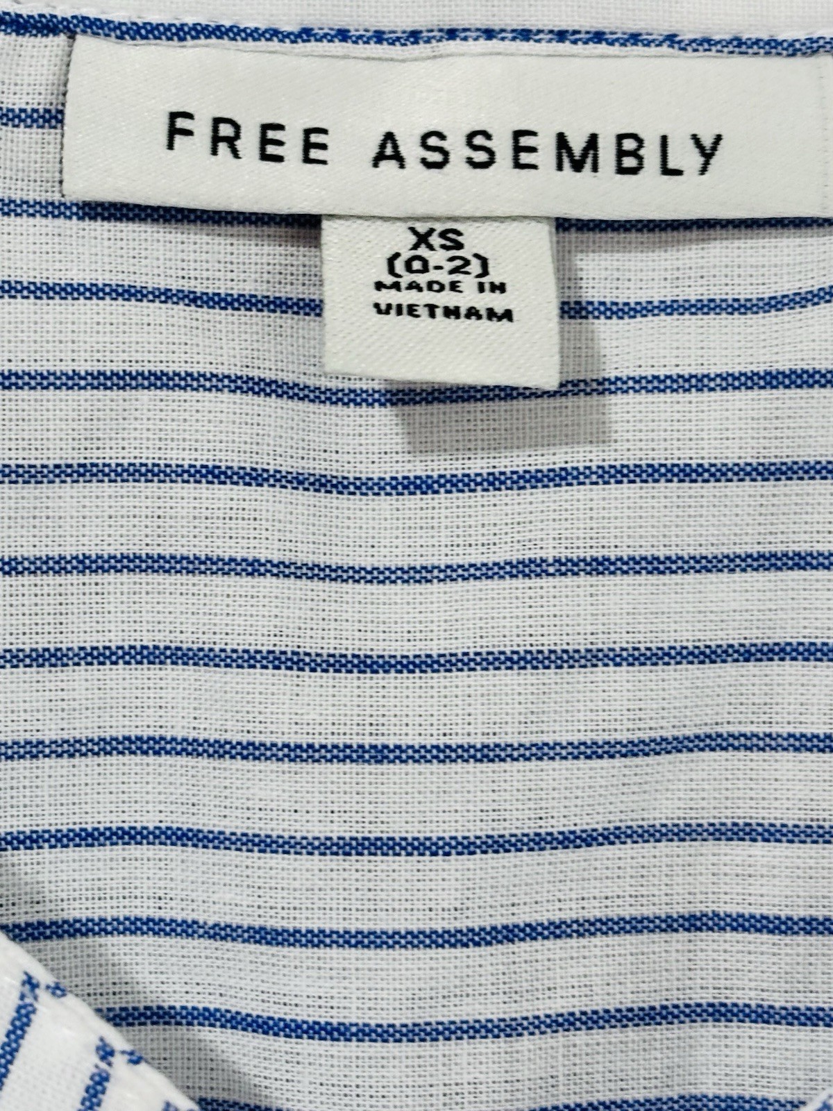 NWT Free Assembly Shirred Cotton Blouse Puff Sleeves Blue & White Strip XS
