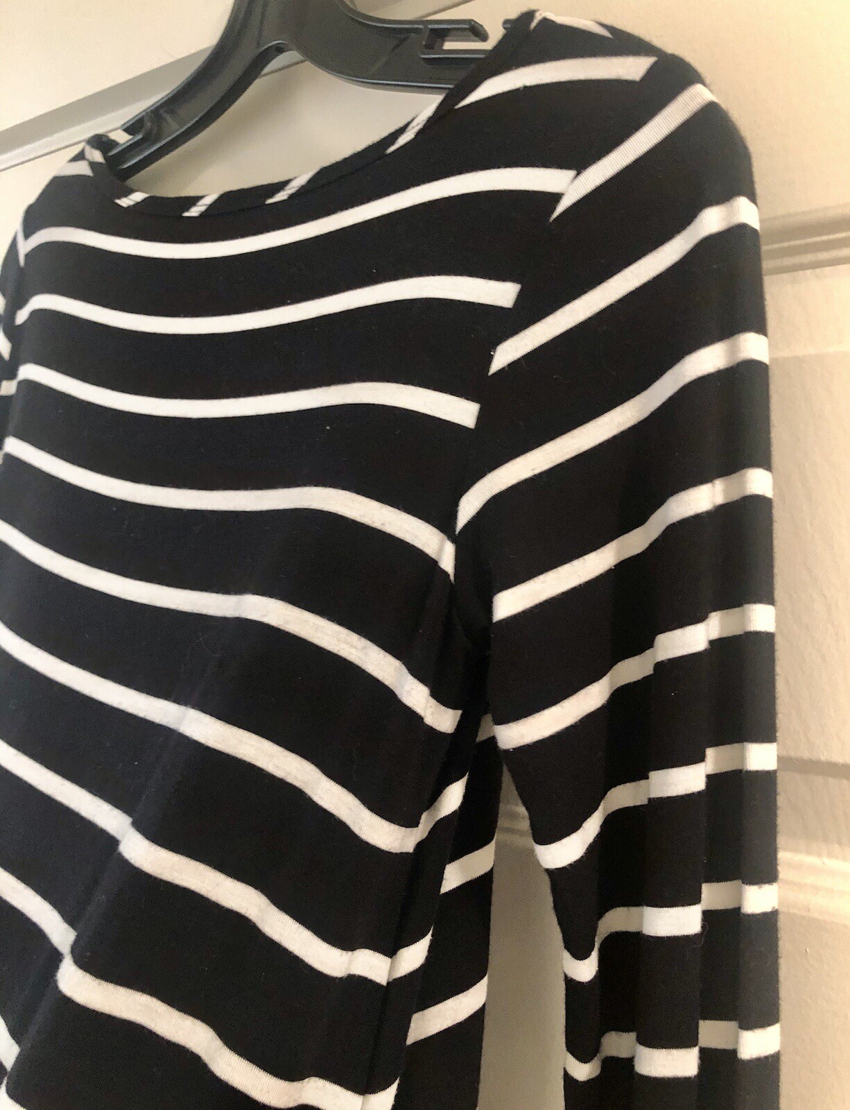 BCBGMACAZRIA Striped Pullover Quiet Luxury Athleisure Resortcore Size XS