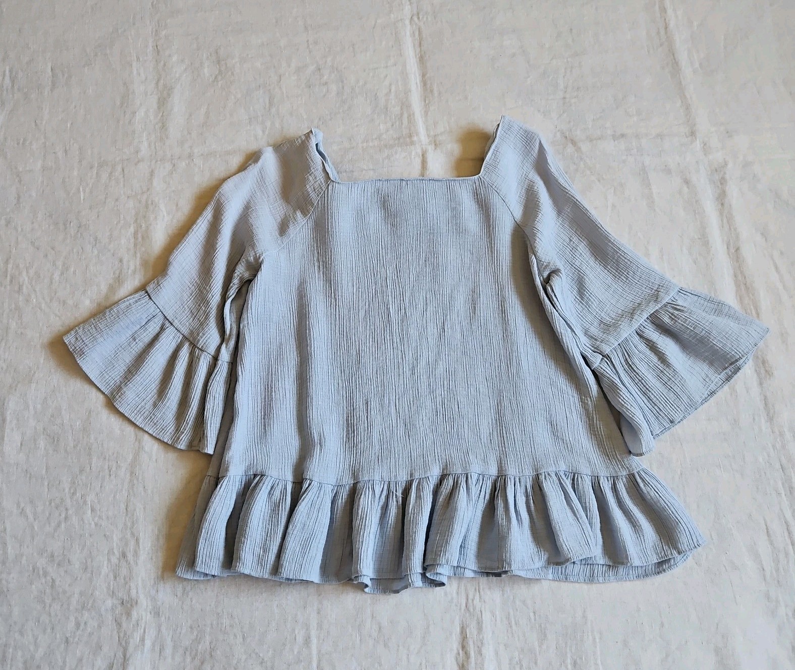 Moon River Anthropologie Blue Ruffle Boho Peasant Blouse 3/4 Flare Sleeves Small