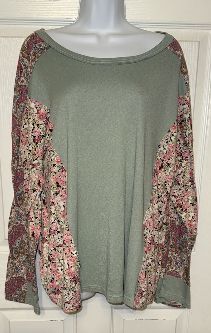 GiGiO Plus + Sz XL Green Pink Floral Boho Tunic Floral Patchwork Top EUC