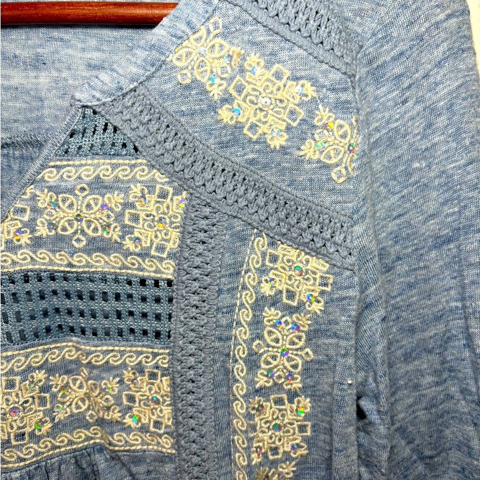 Sundance Top Women XS Blue Linen Embroidered Sequin Long Sleeve Boho Blouse