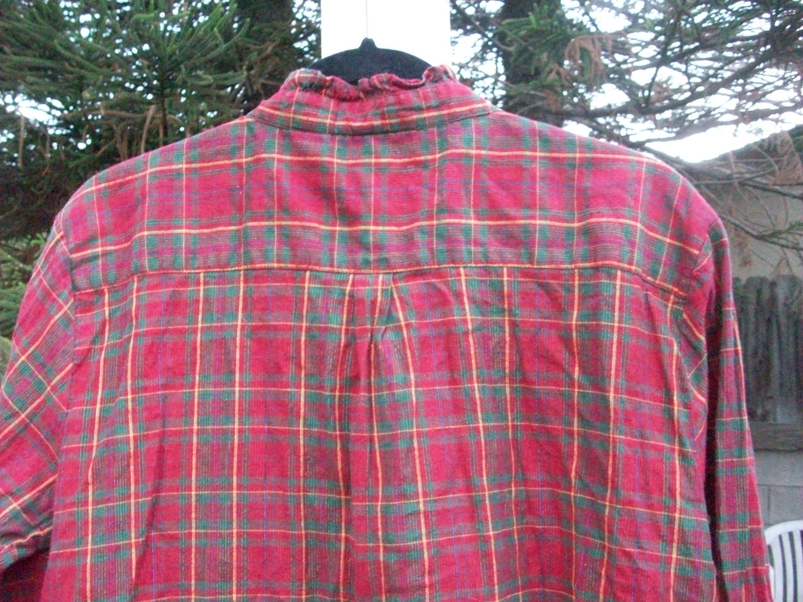 Citicraze blouse size XL COTTON tartan plaid red green gold thread ruffle front