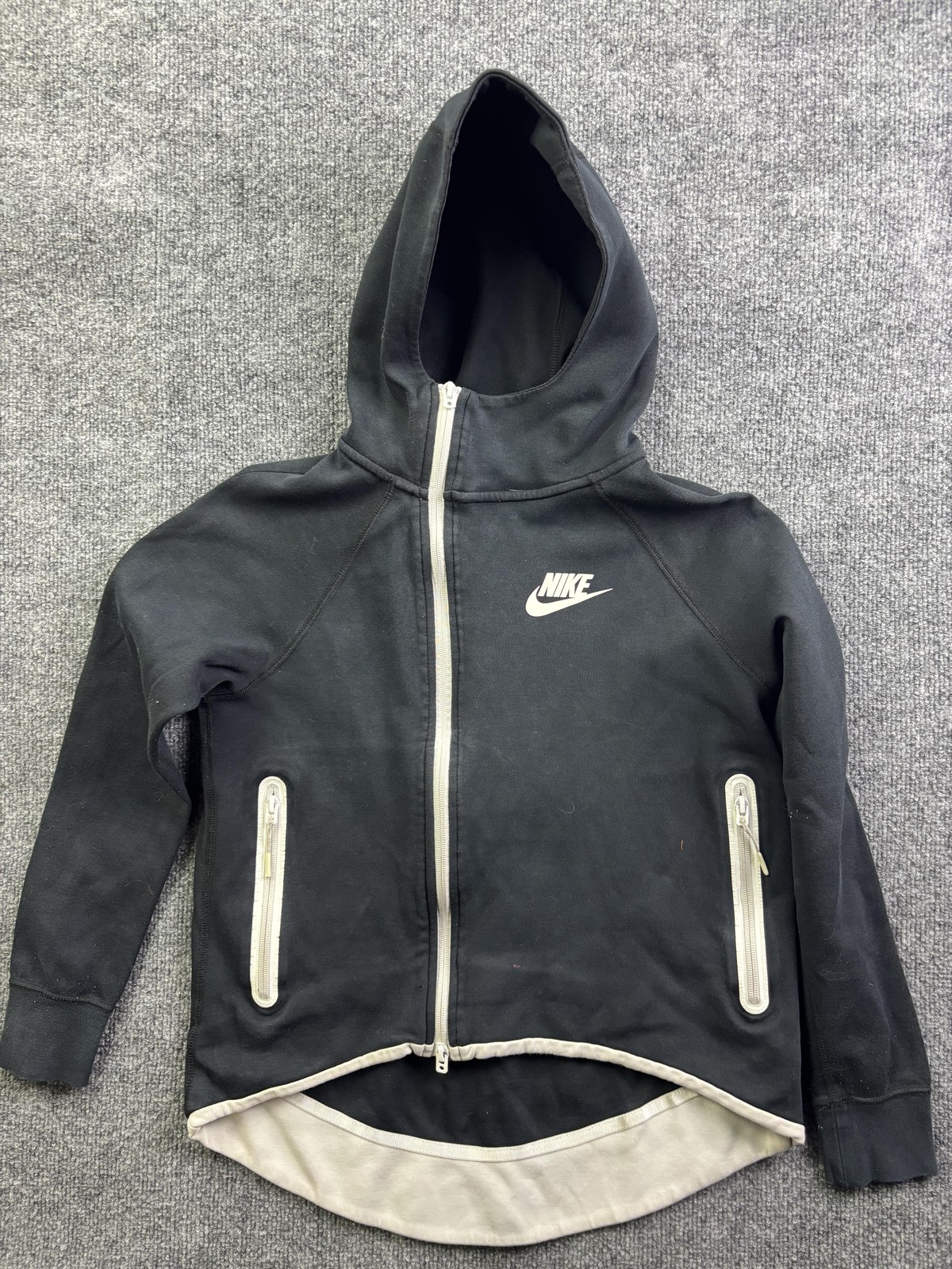 Nike Hoodie Womens XS Black Fleece Full Zip Swoosh Logo Zip Pockets High Low Hem