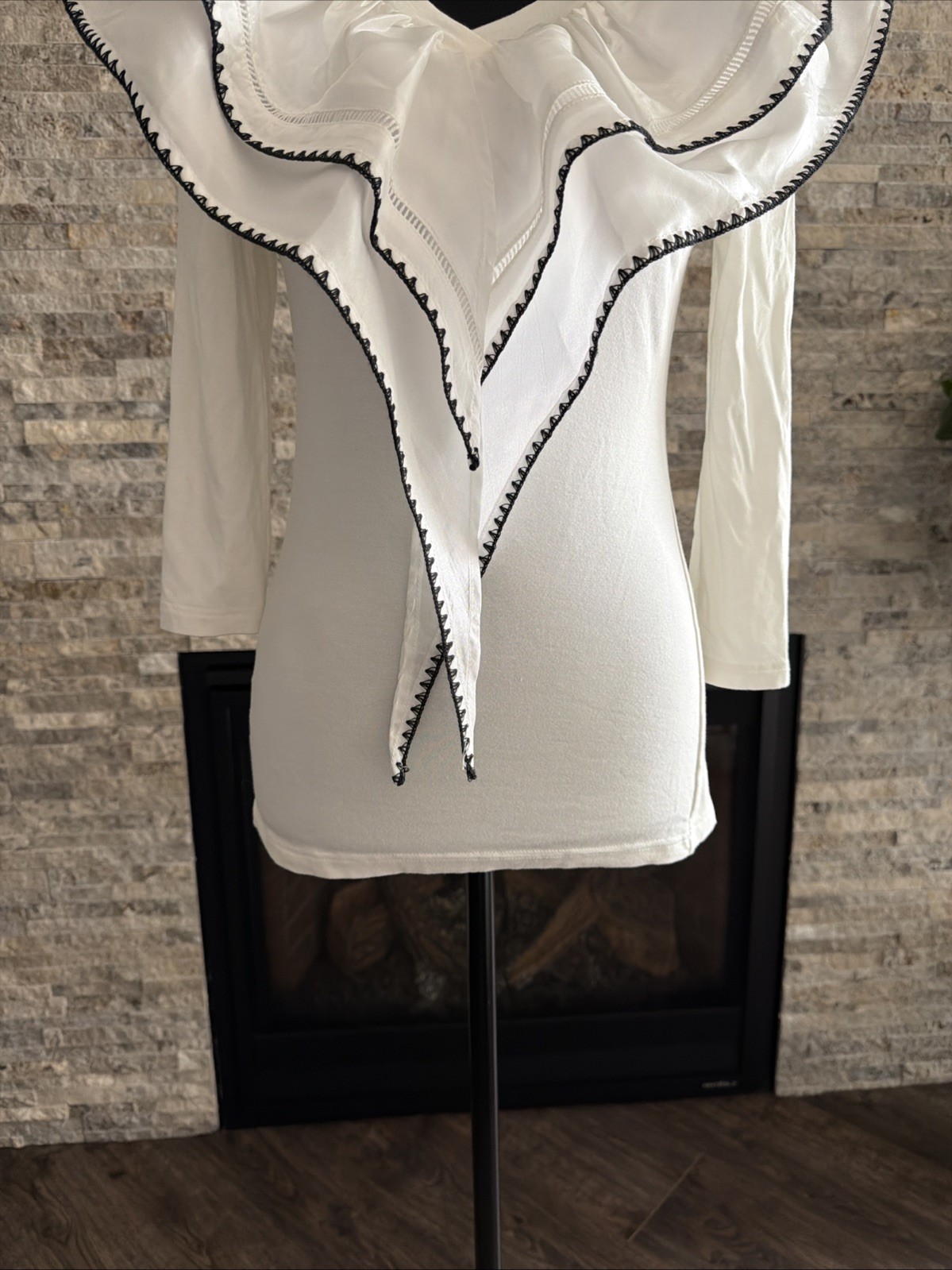 NWT Gracia Women’s White Ruffled Satin Trim Top Size S Elegant Statement Blouse