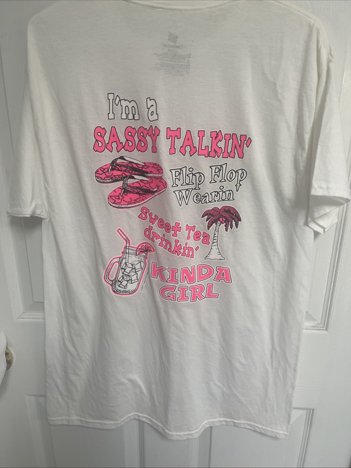 Southern Babez T Shirt Women’s Size L One Tiny Spot In Picture
