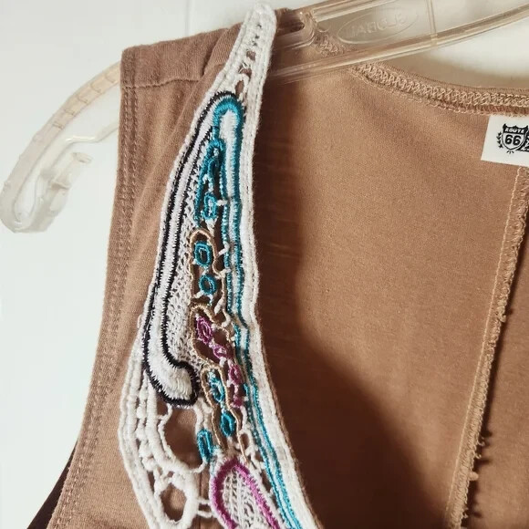 Y2k Route 66 Tan Embroidered Butterfly Wide Strap Tank Top 90s