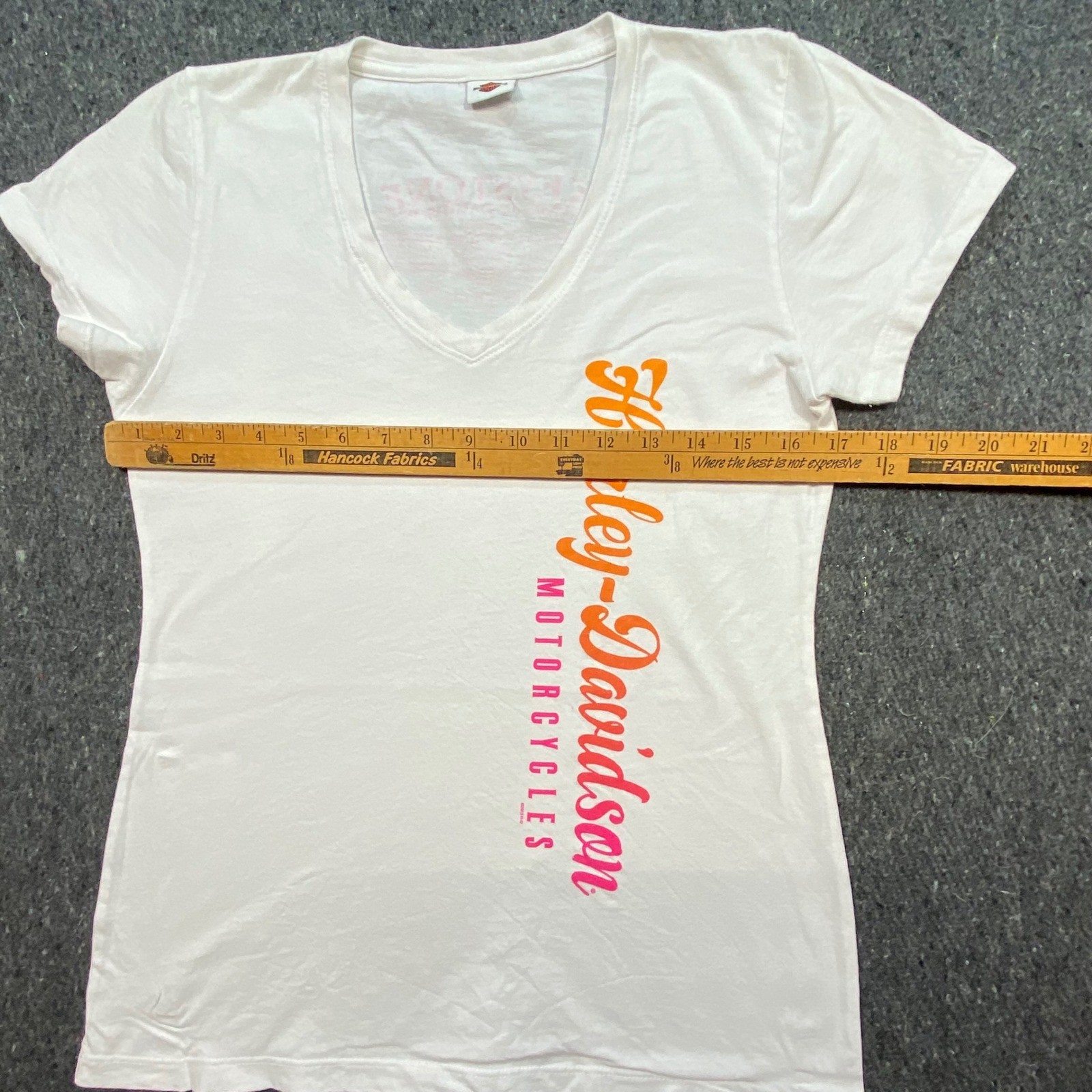 Harley Davidson TShirt Sz M Womens White Biker Keystone Pennsylvania V Neck Top
