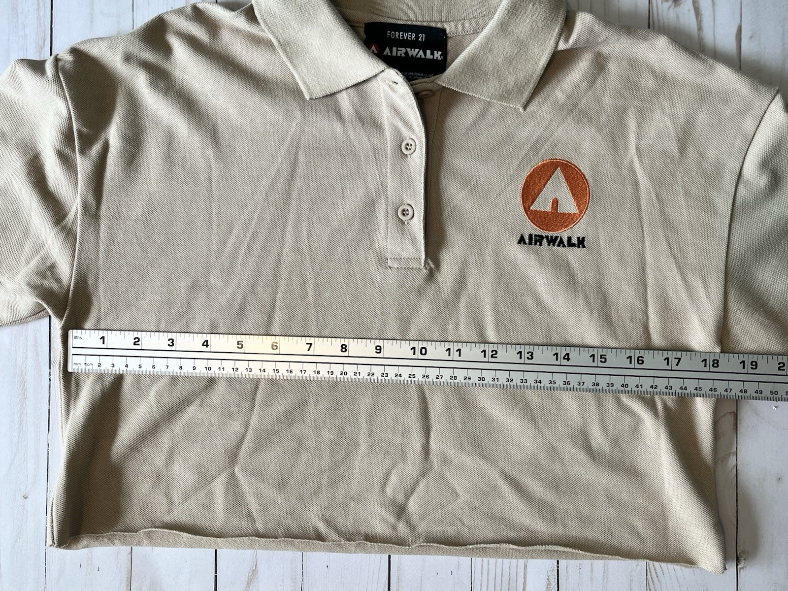 NWOT Forever 21 Airwalk SMALL Women’s Cropped Polo top Khaki Embroidered Logo