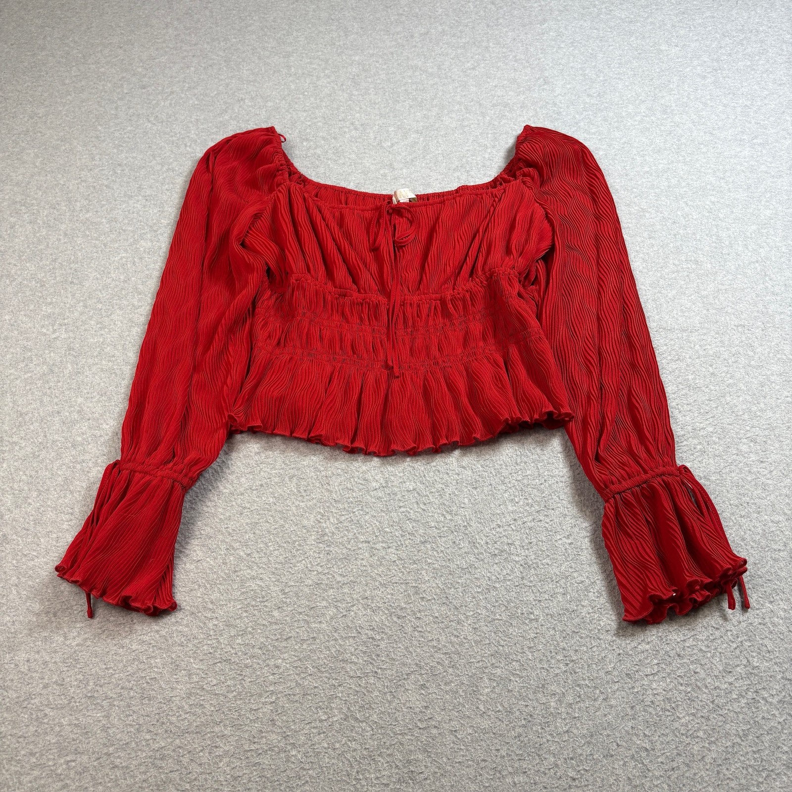 WAYF Shirt Womens Large Red Cropped Smocked Tie Ruffle Peasant Boho Fairy Y2K